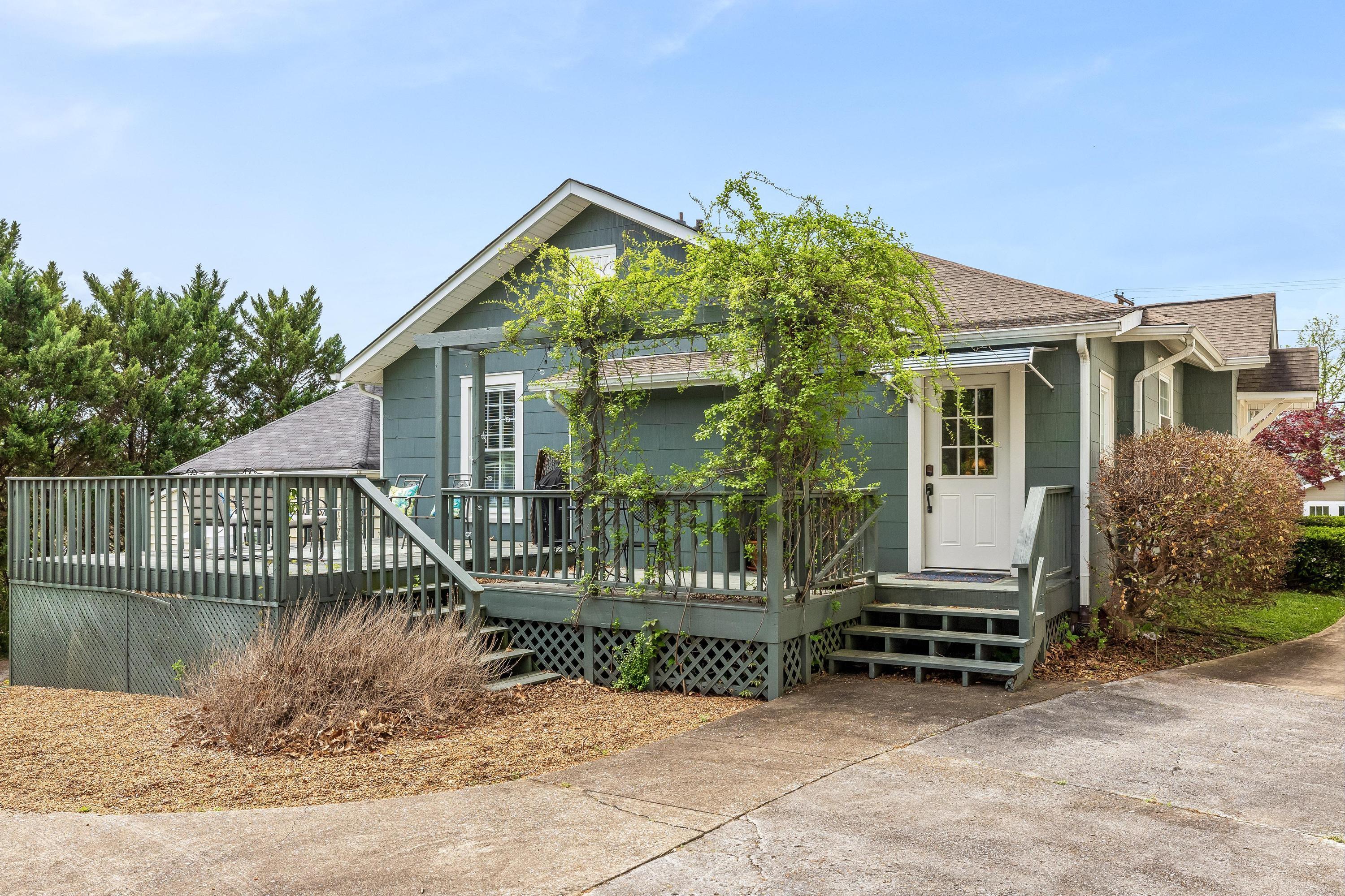 506 Forest Avenue