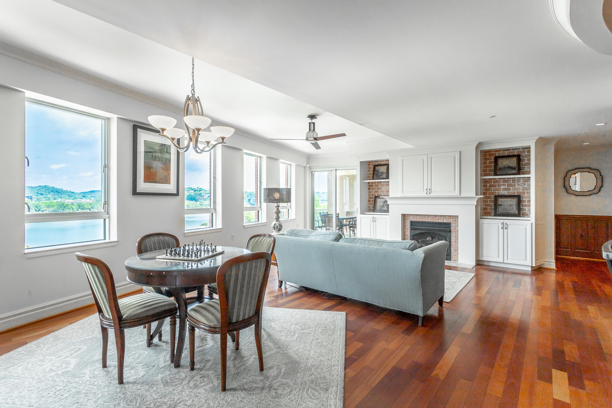 191 Chestnut Street, #401