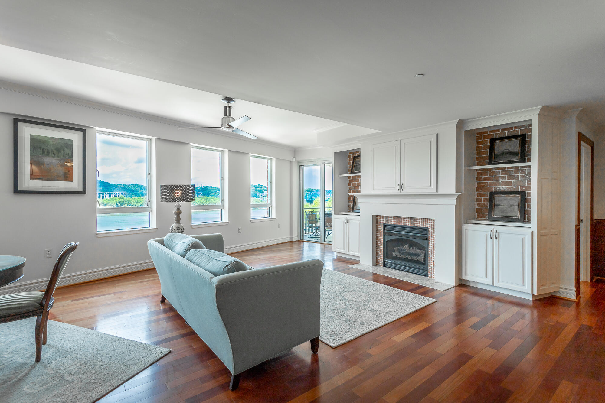 191 Chestnut Street, #401