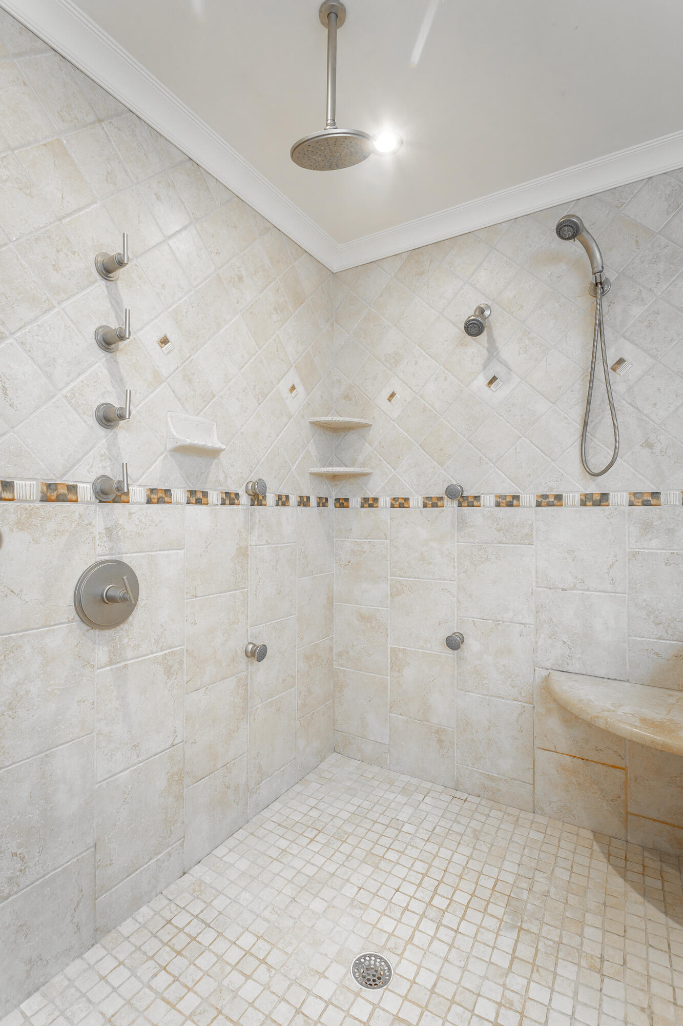 191 Chestnut Street, #401