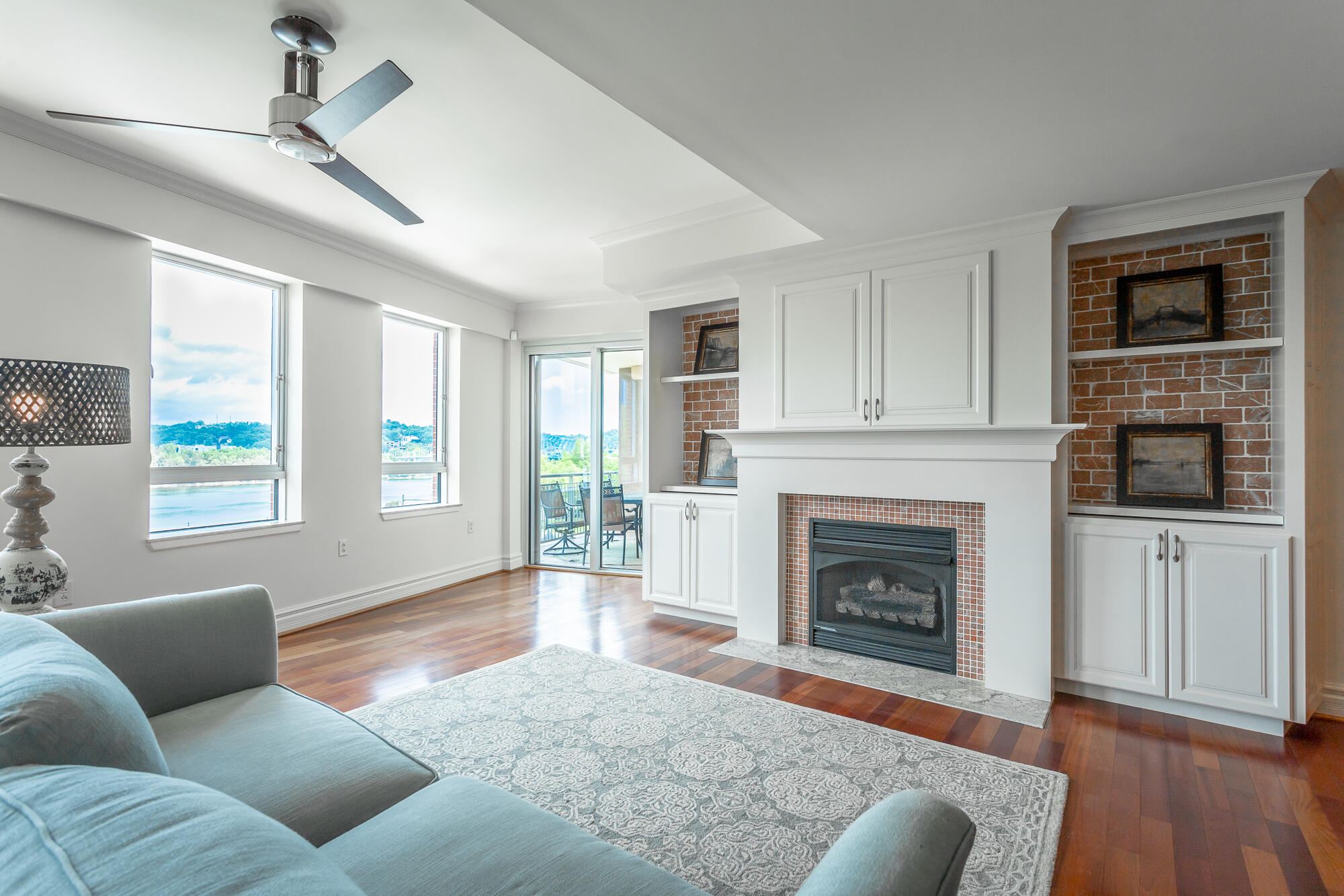 191 Chestnut Street, #401