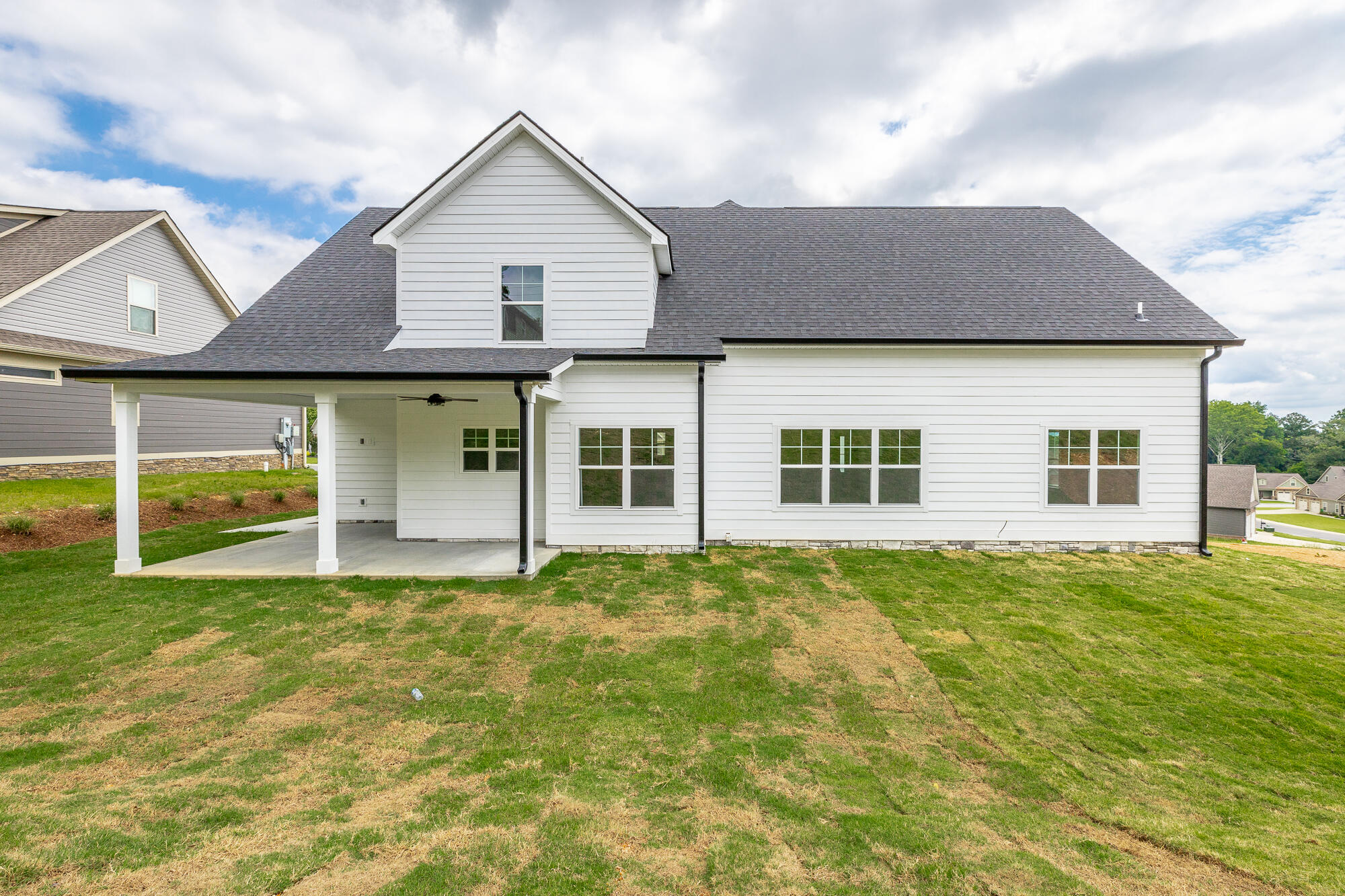 905 Live Oak Road, 198
