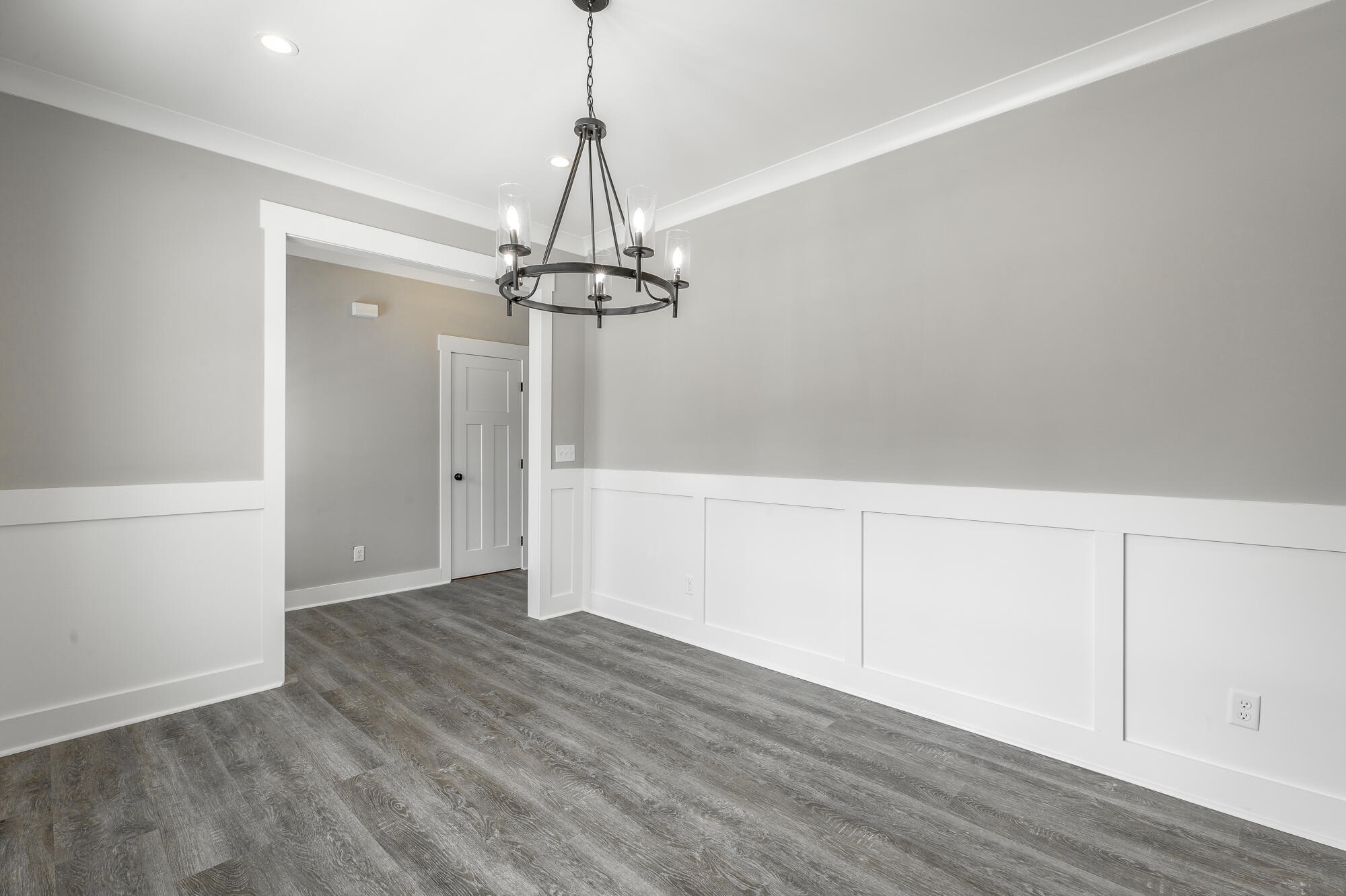 905 Live Oak Road, 198