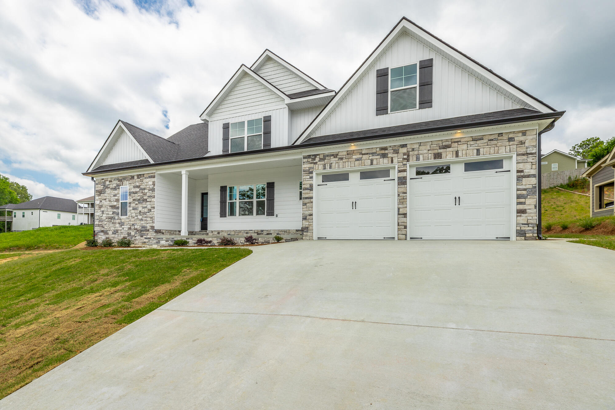 905 Live Oak Road, 198