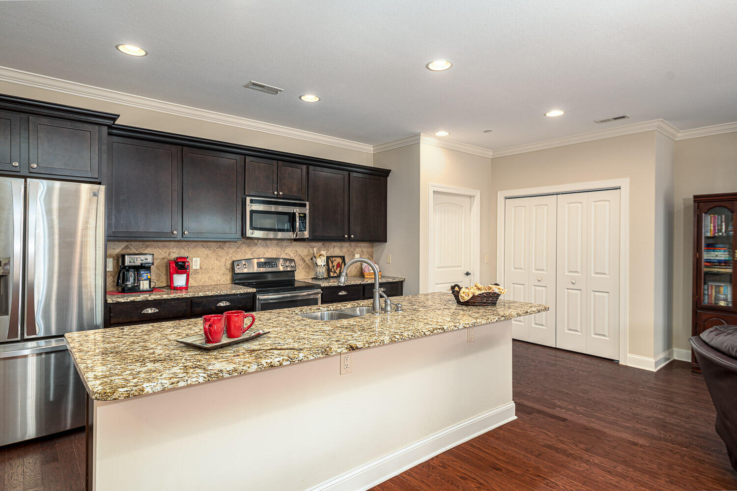 5444 Mandarin Circle