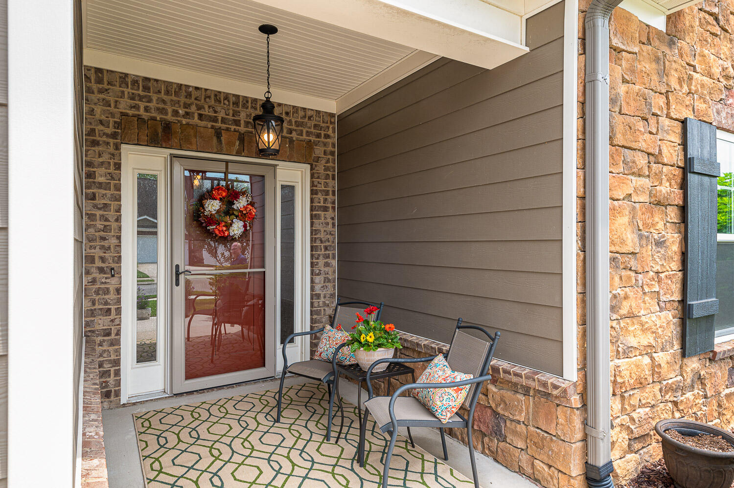 5444 Mandarin Circle