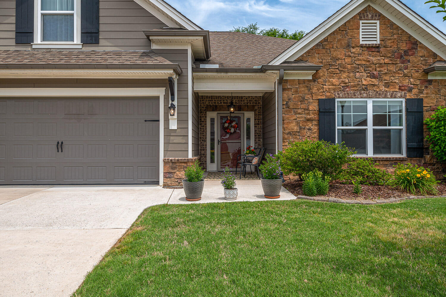 5444 Mandarin Circle