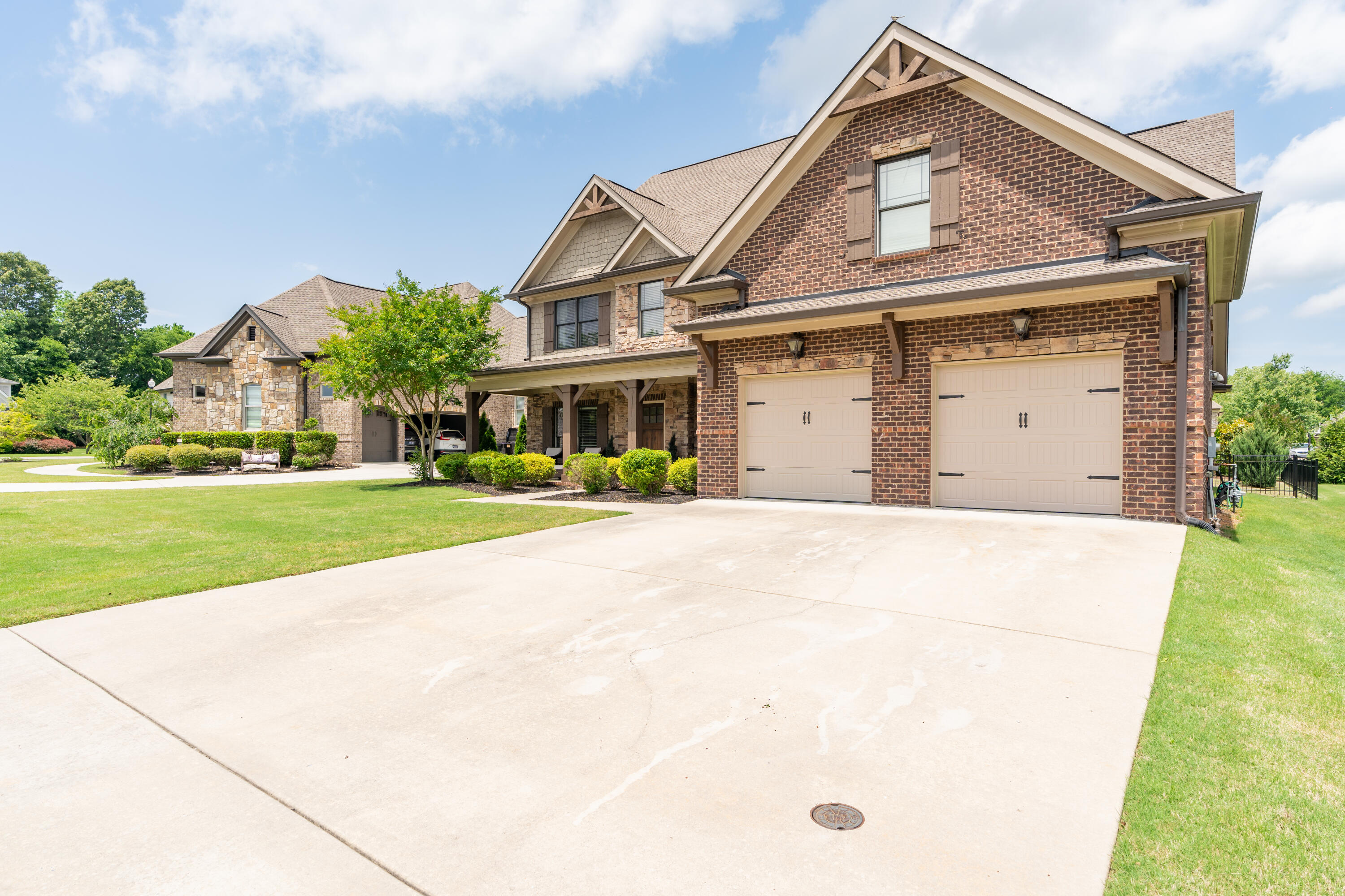 7914 Hampton Cove Drive