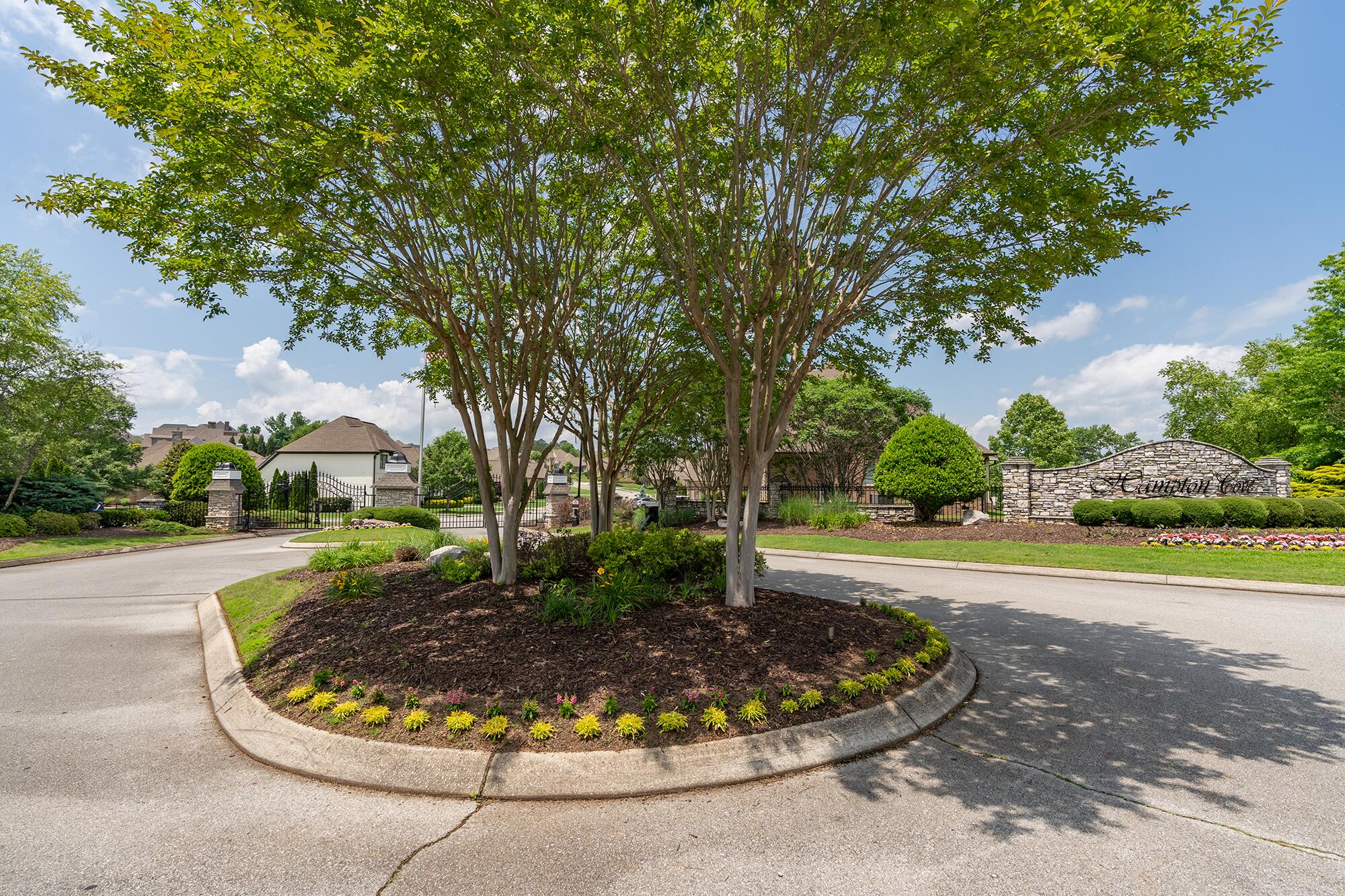 7914 Hampton Cove Drive