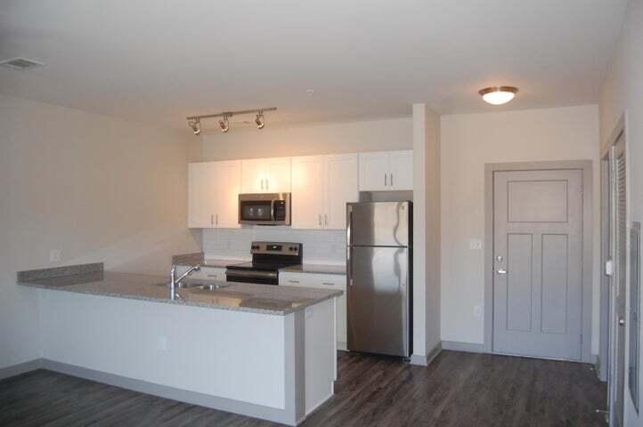 782 Riverfront Pkwy, #408