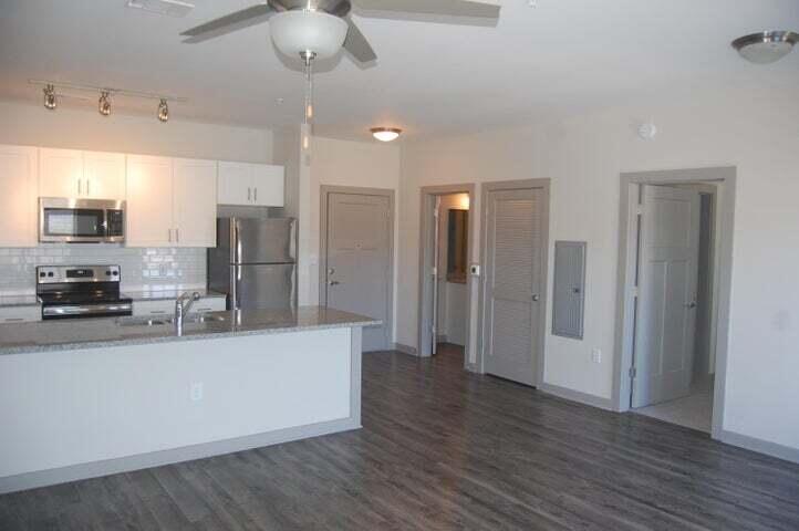 782 Riverfront Pkwy, #408