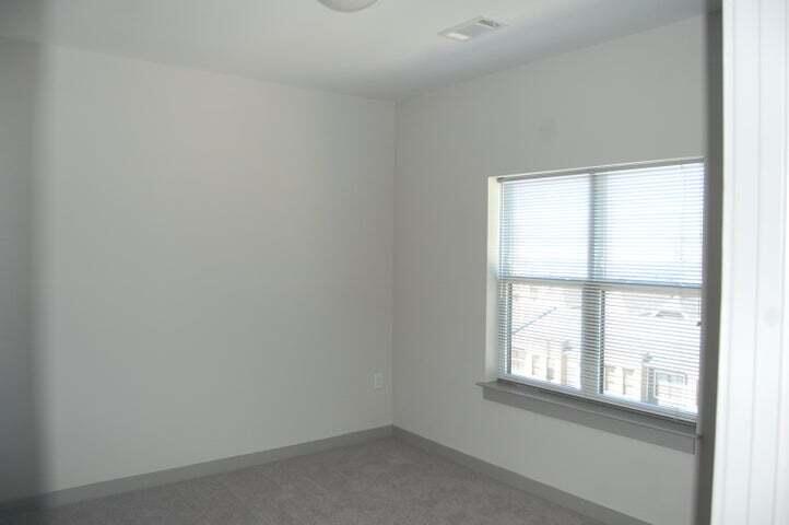 782 Riverfront Pkwy, #408