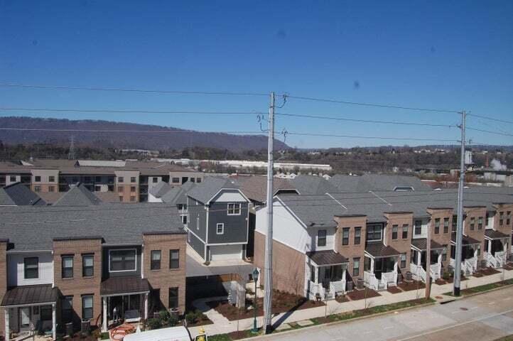 782 Riverfront Pkwy, #408