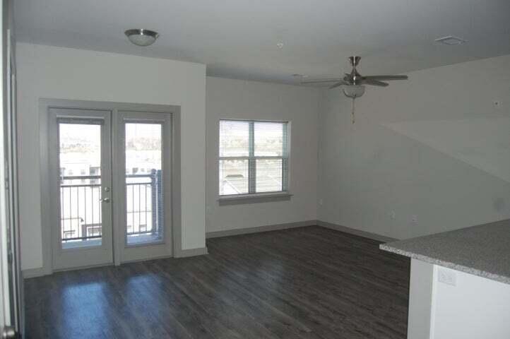 782 Riverfront Pkwy, #408