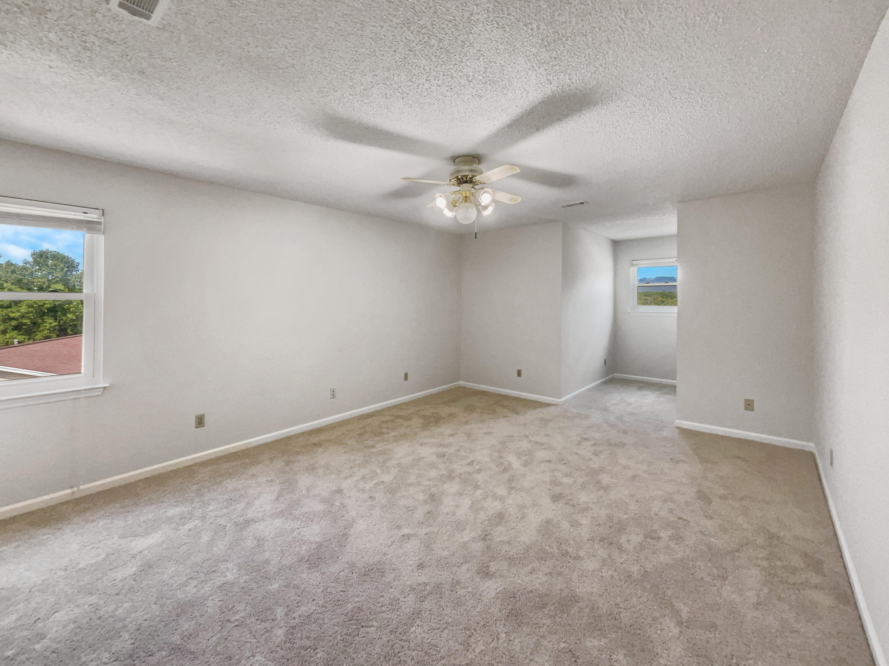 8609 Horseshoe Bend Lane