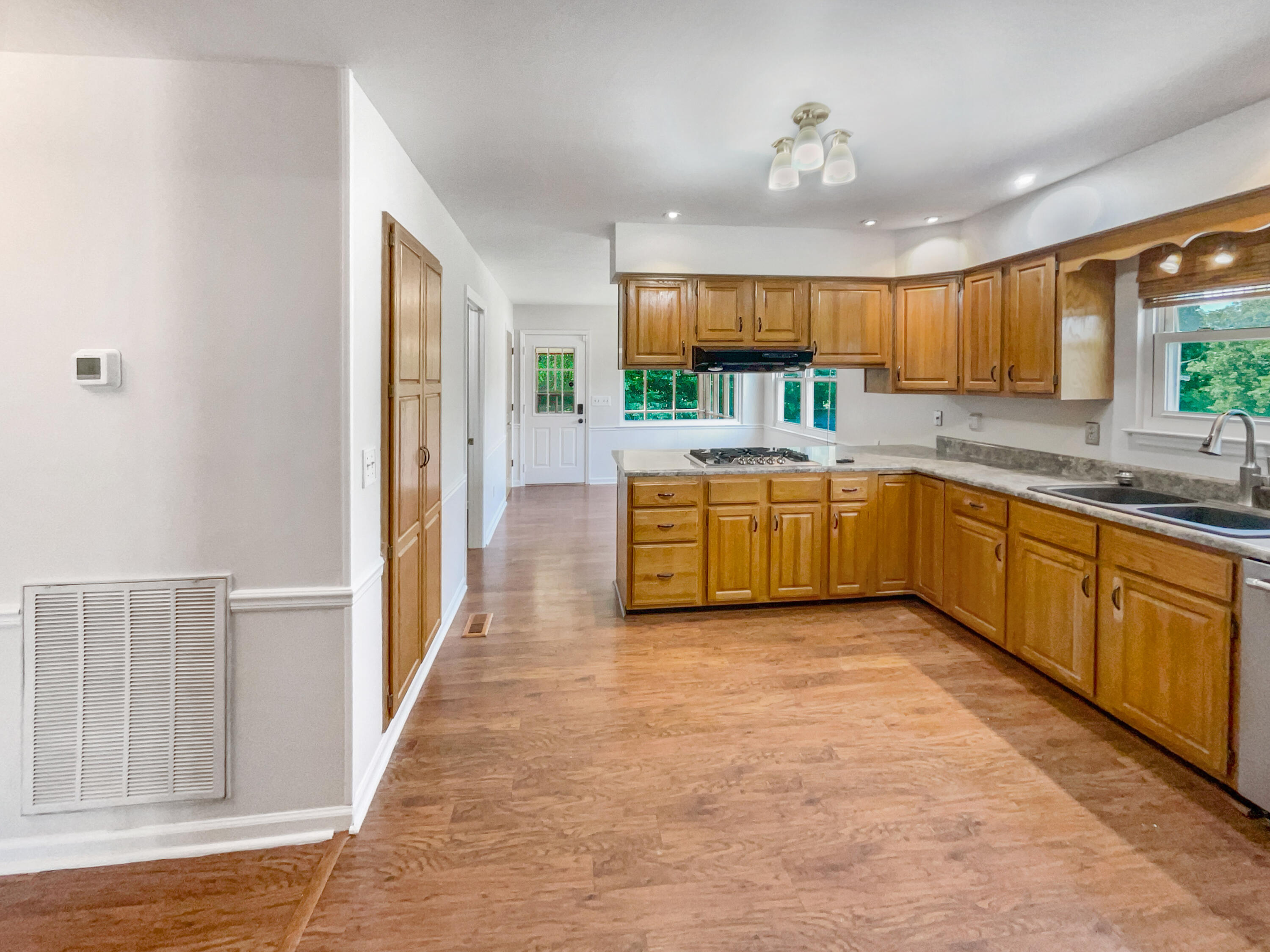 8609 Horseshoe Bend Lane