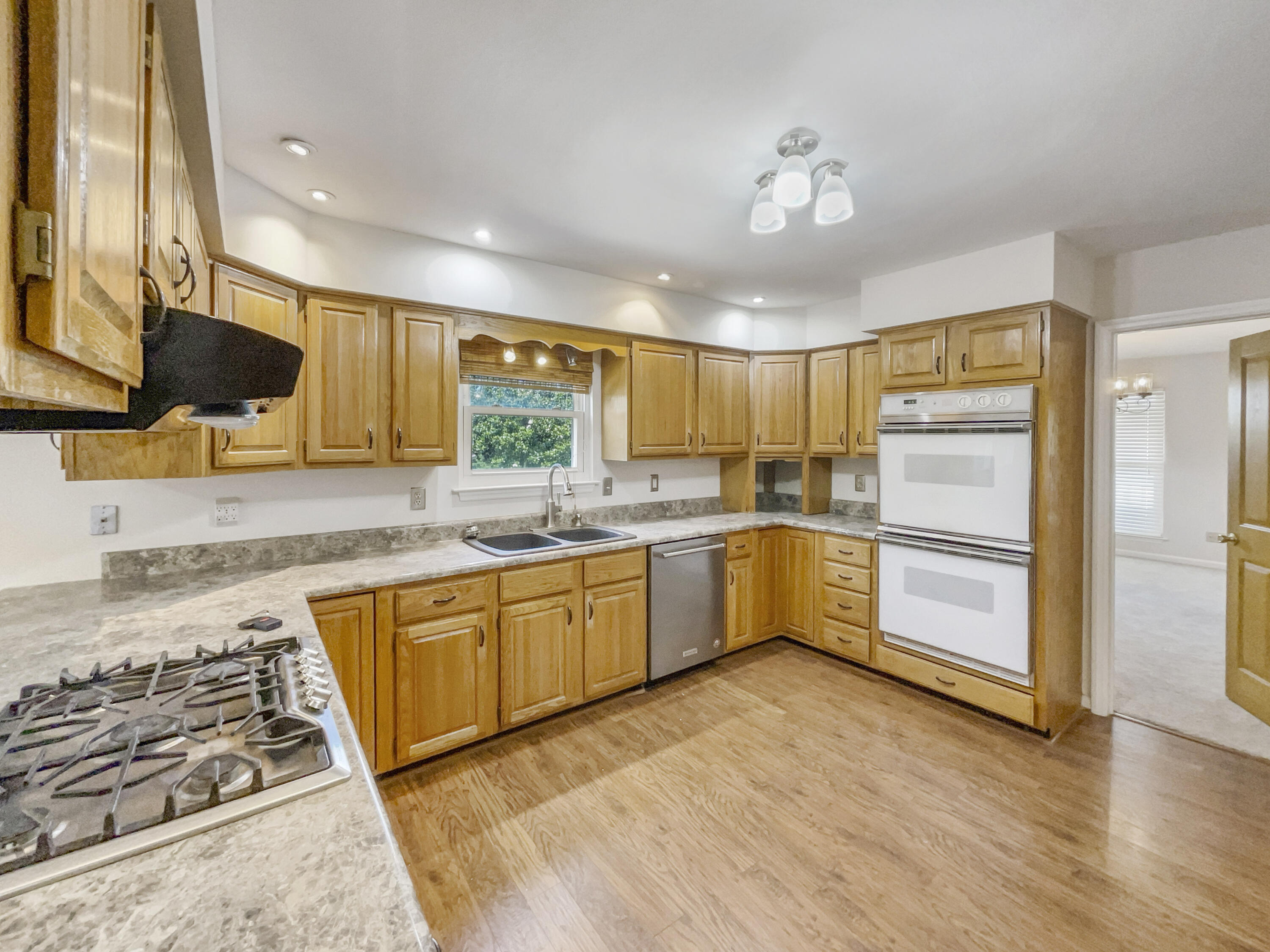 8609 Horseshoe Bend Lane
