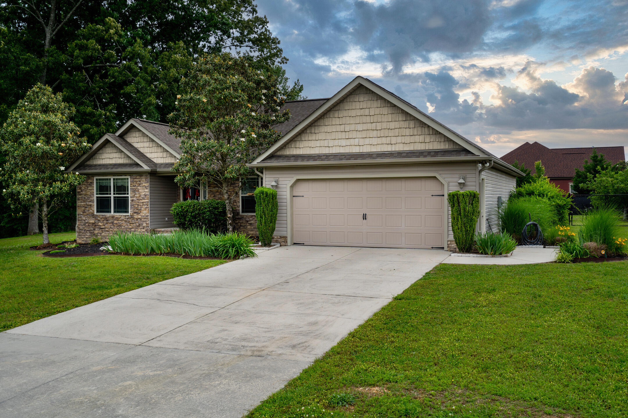 346 Sentry Oaks