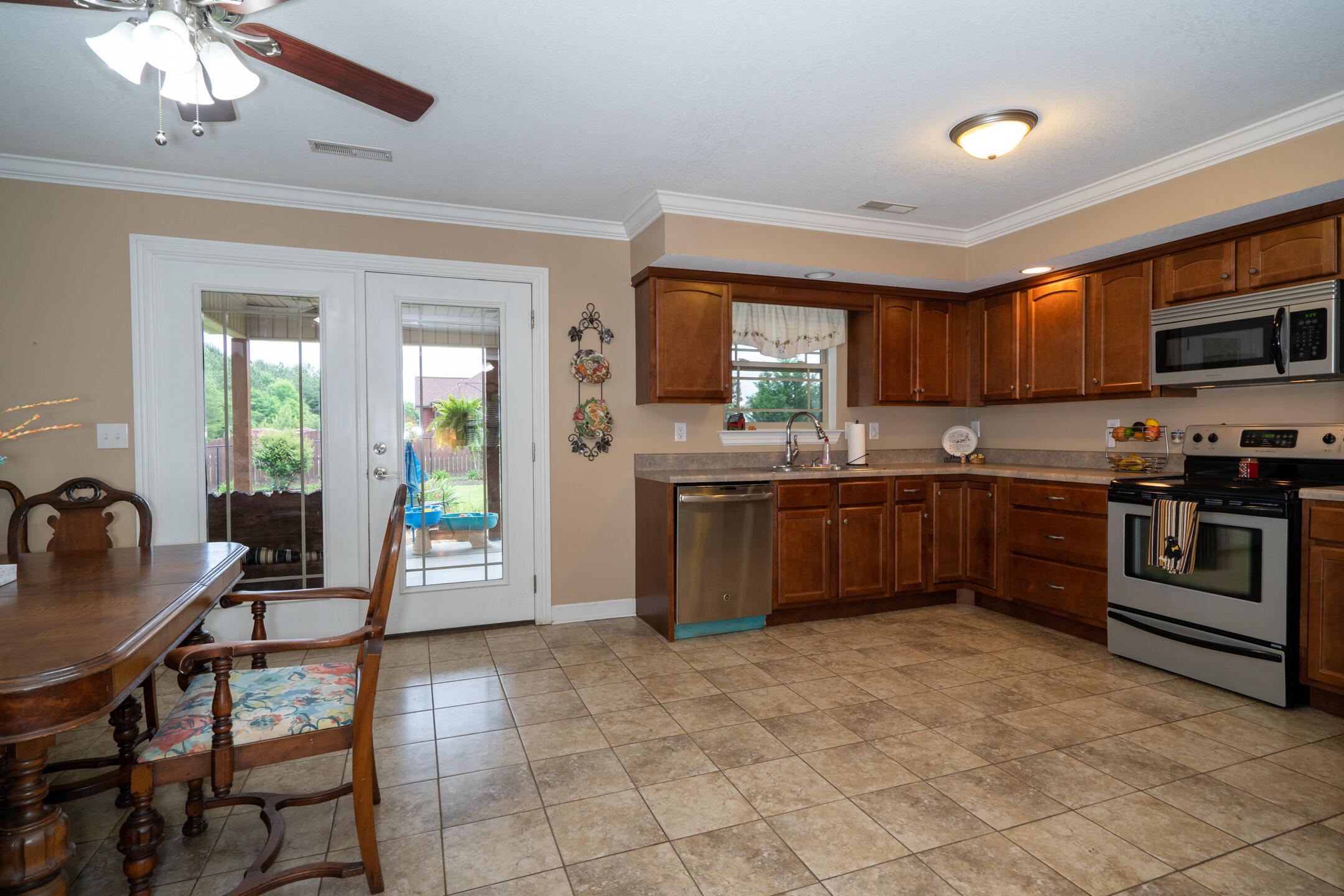 346 Sentry Oaks