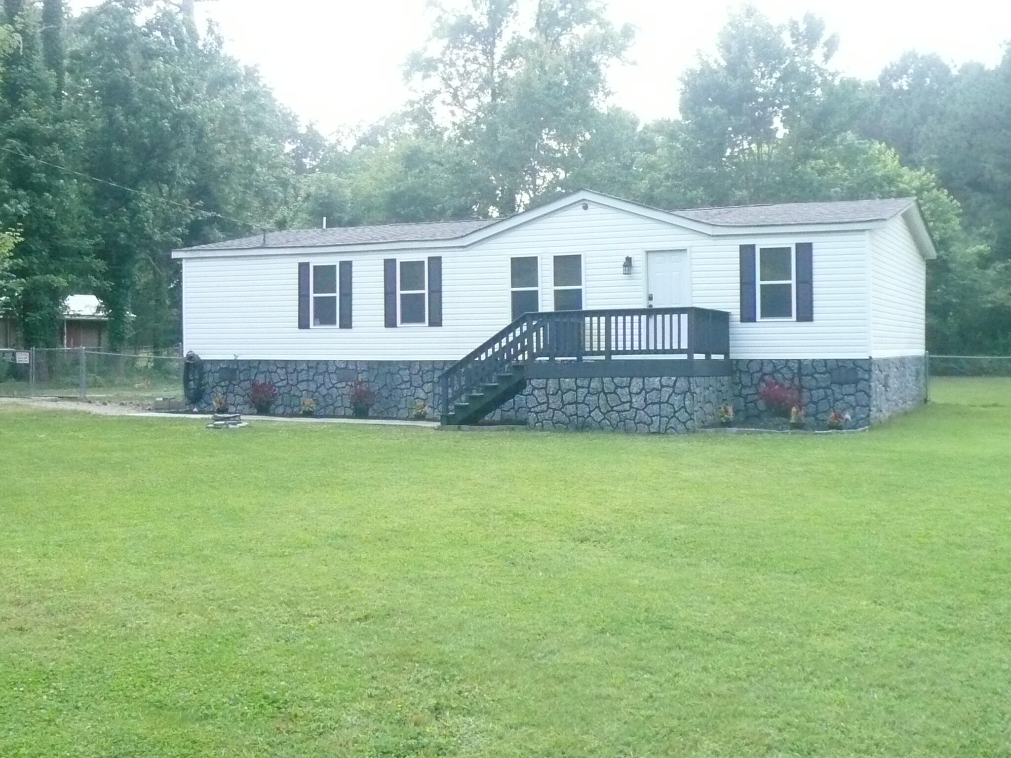 203 Oklawaha Avenue