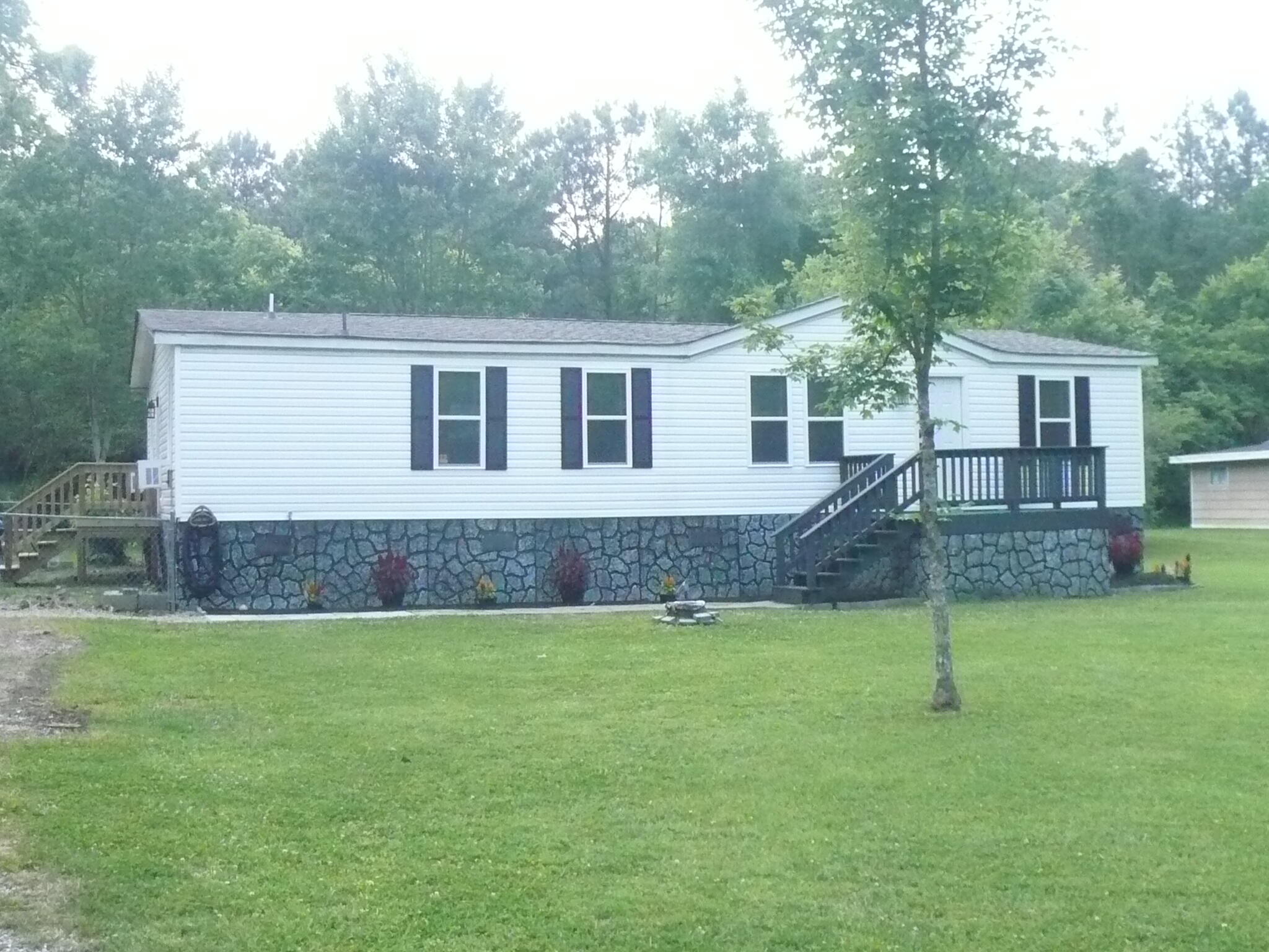 203 Oklawaha Avenue