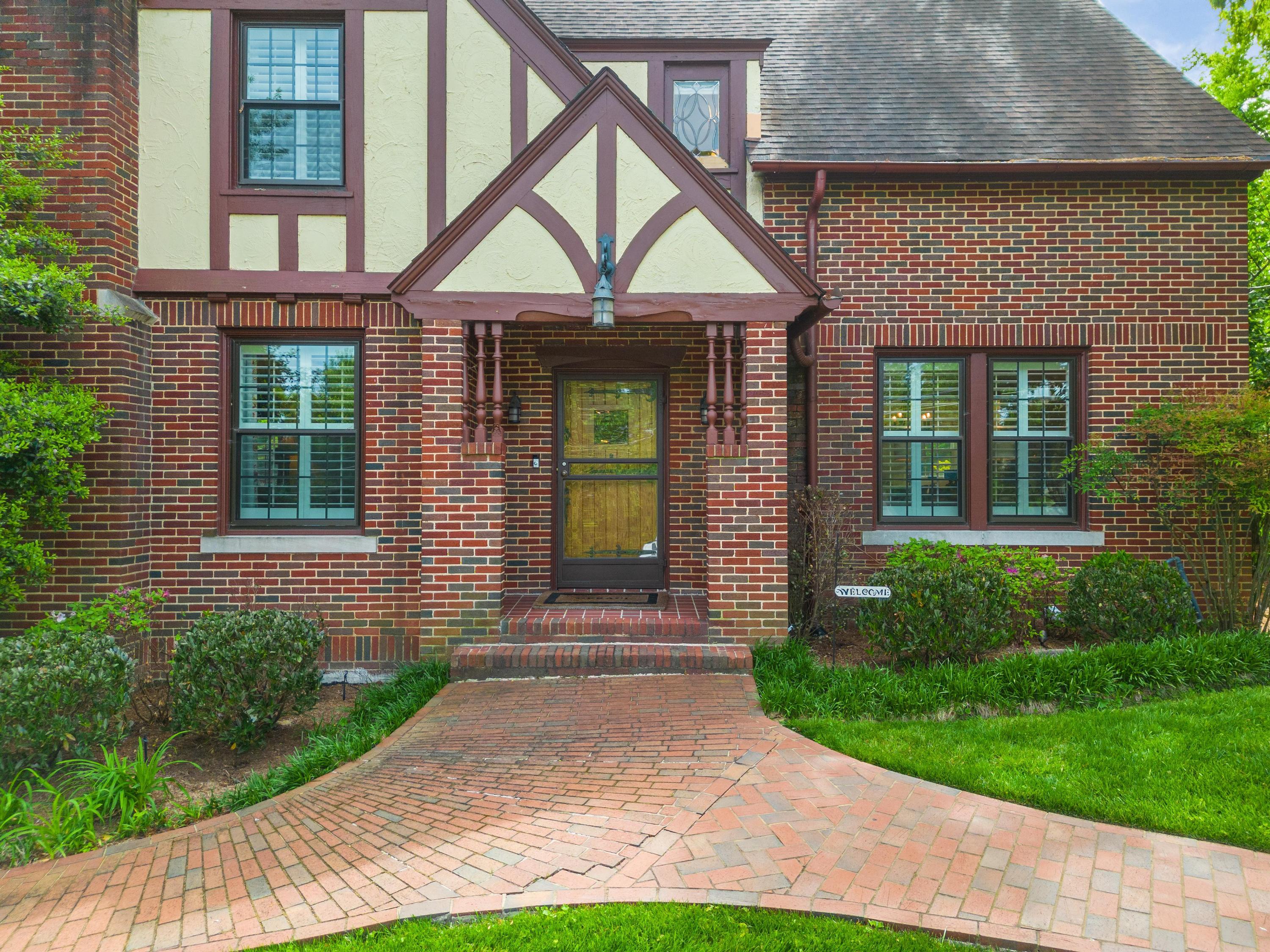 1208 Hanover Street