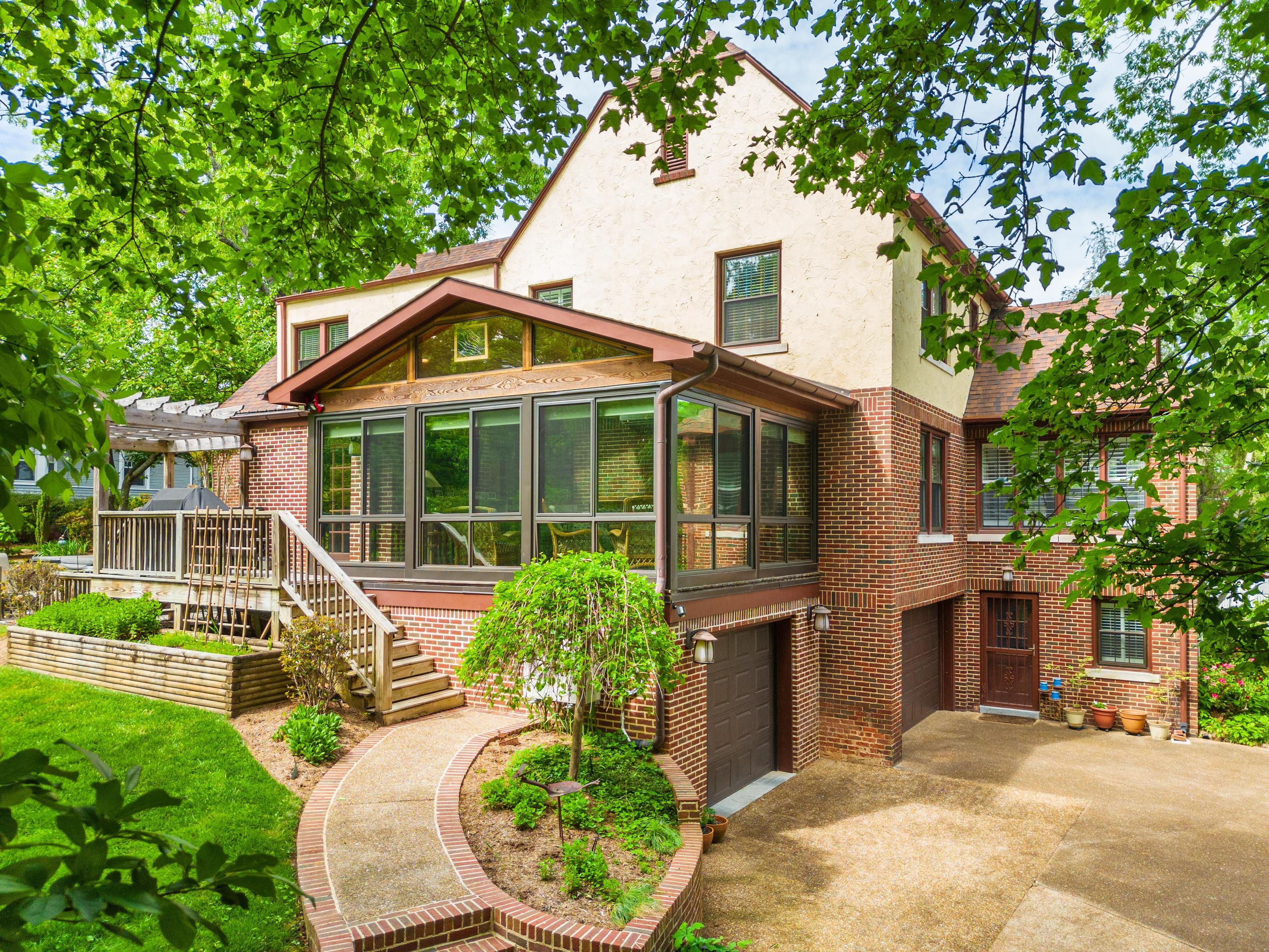 1208 Hanover Street