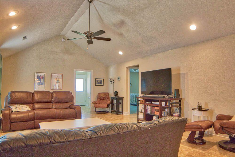 6455 Laramie Circle