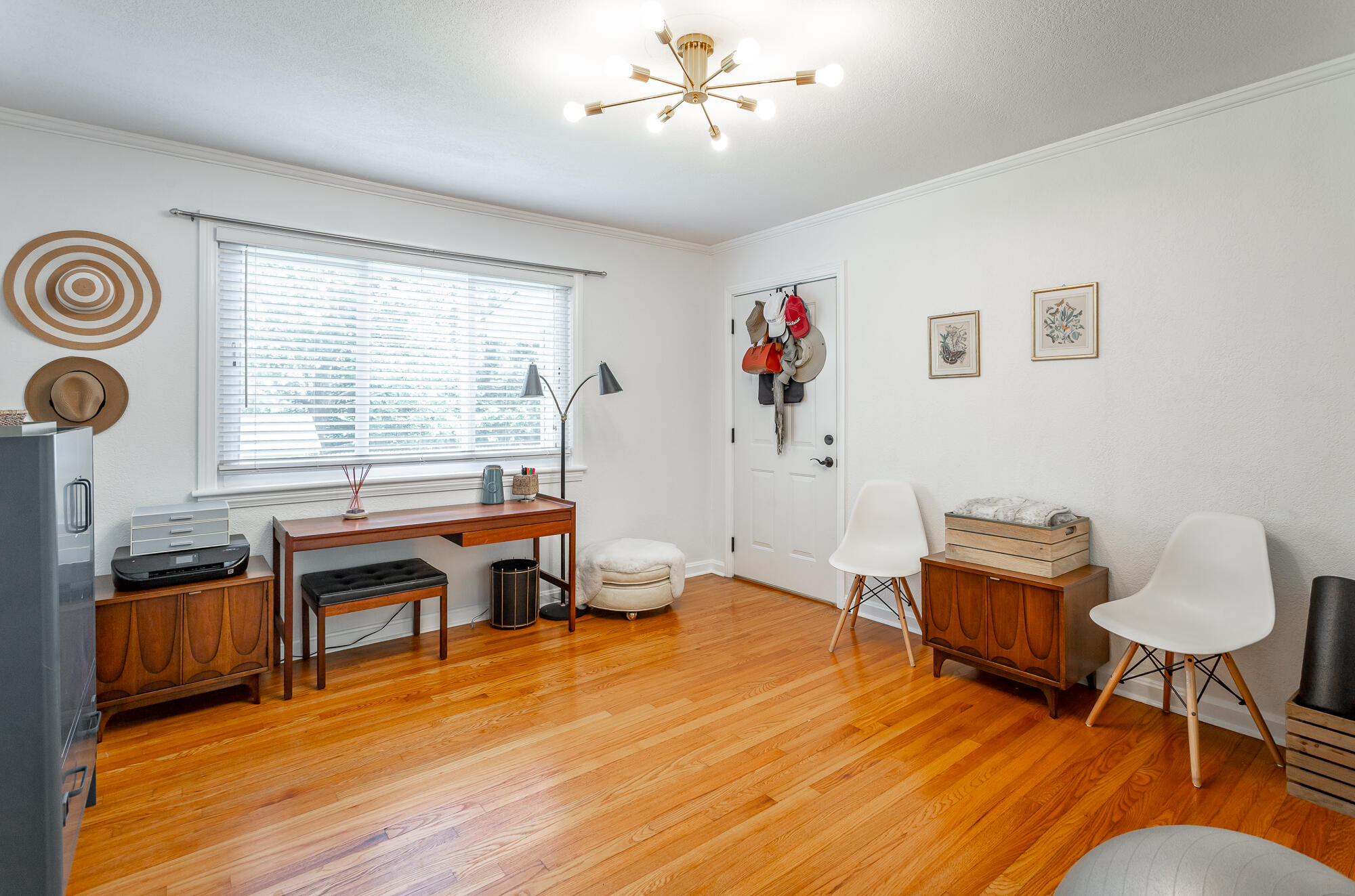 1834 Skyline Drive