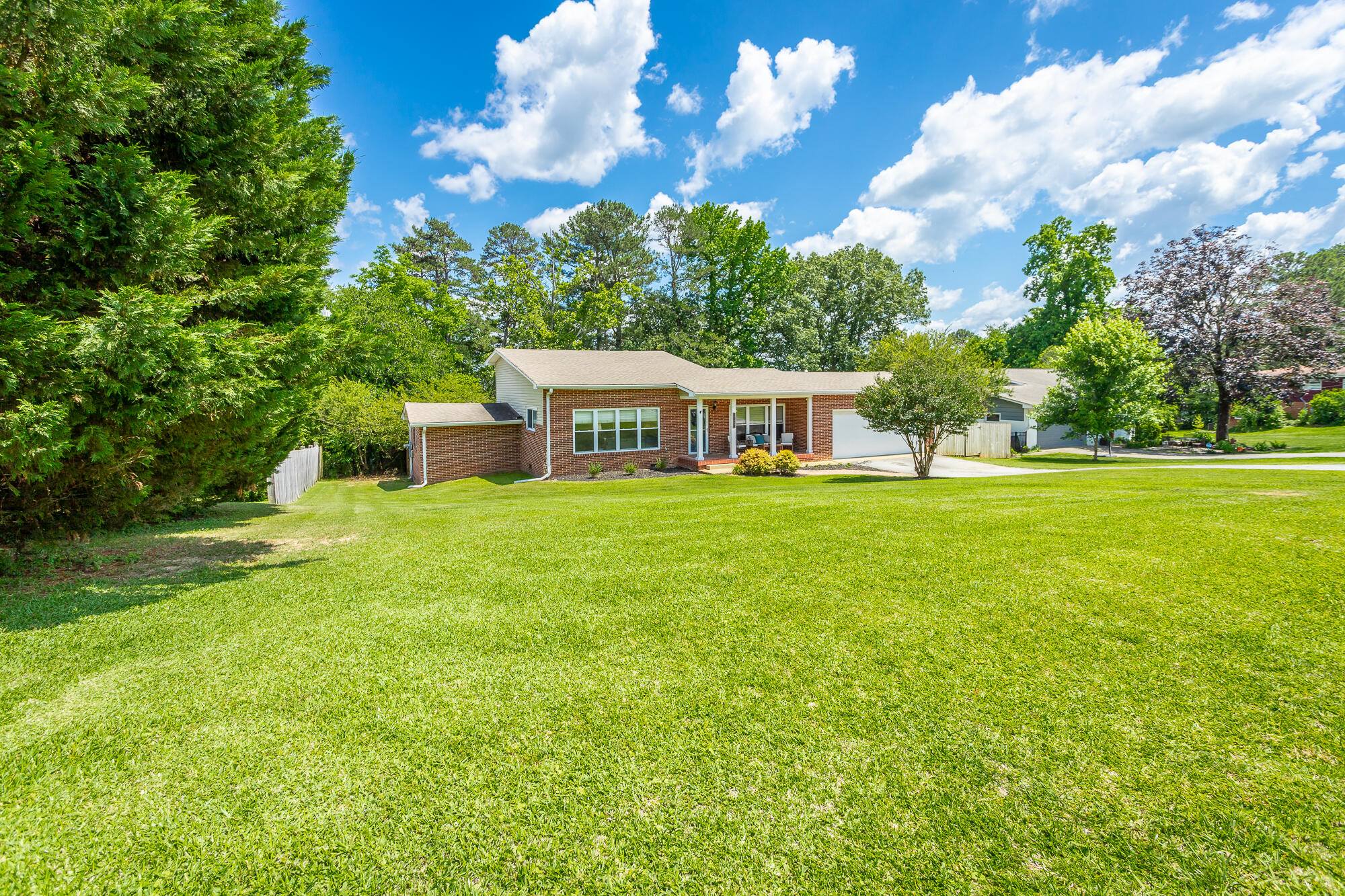 1834 Skyline Drive