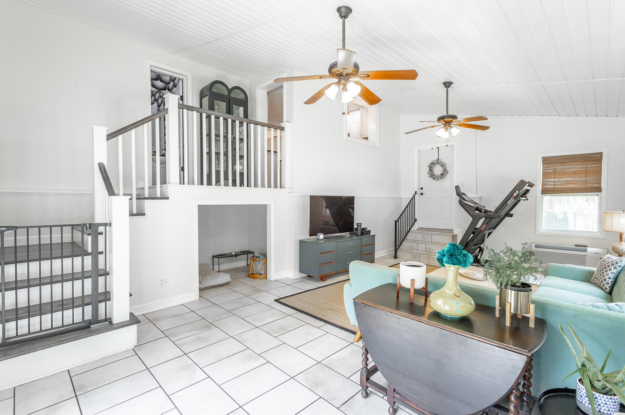 1834 Skyline Drive