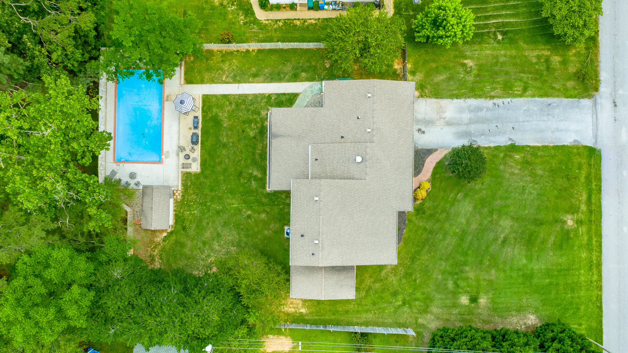 1834 Skyline Drive