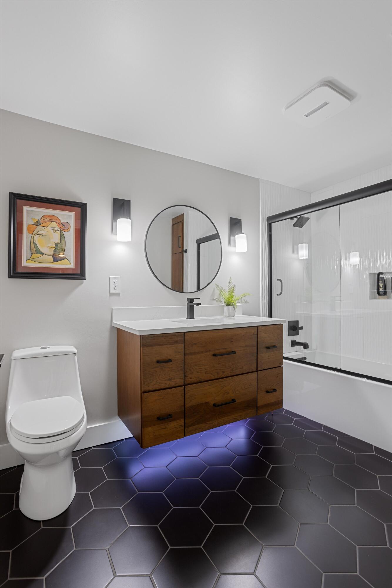 200 Manufacturers Road, Apt 216