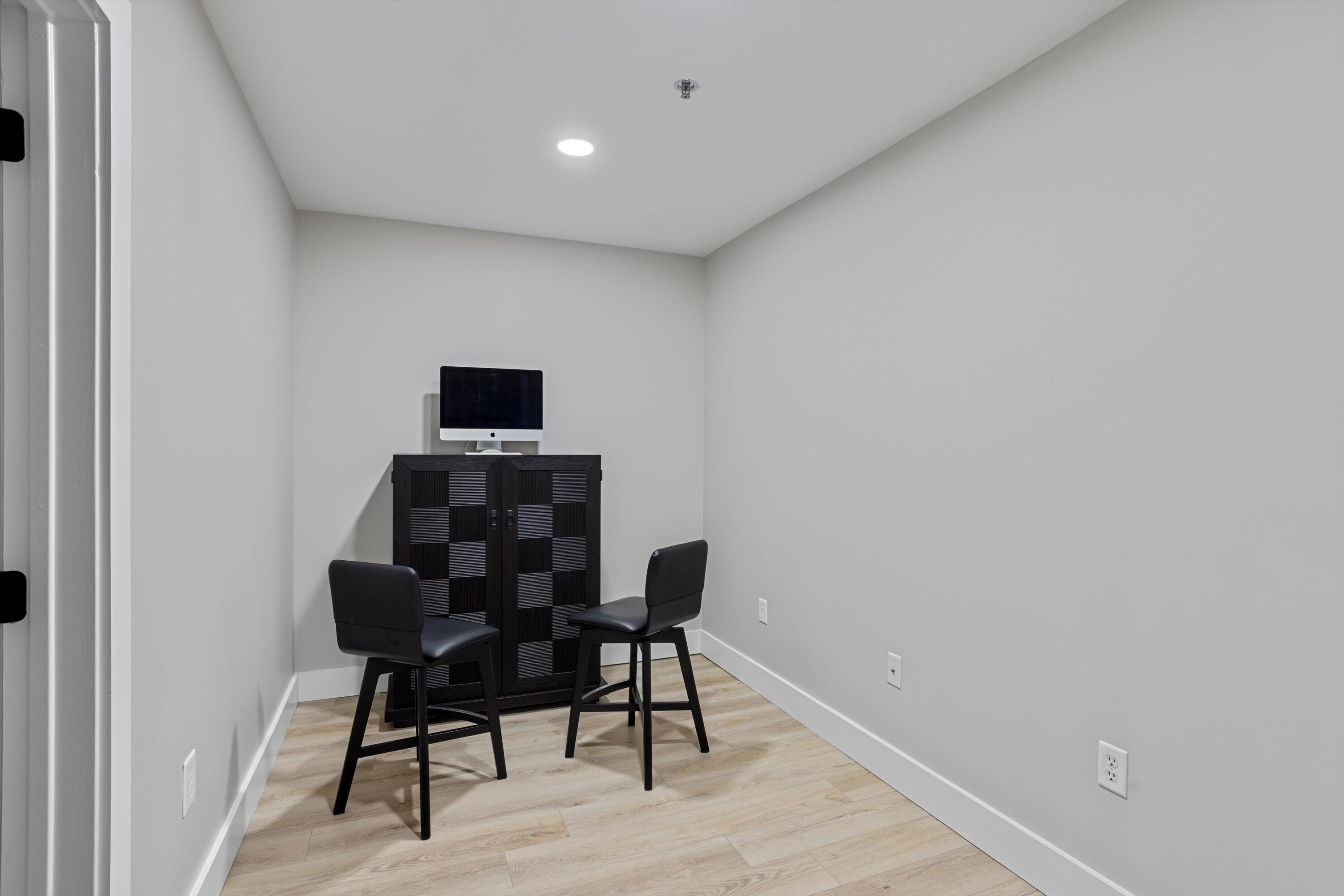 200 Manufacturers Road, Apt 216
