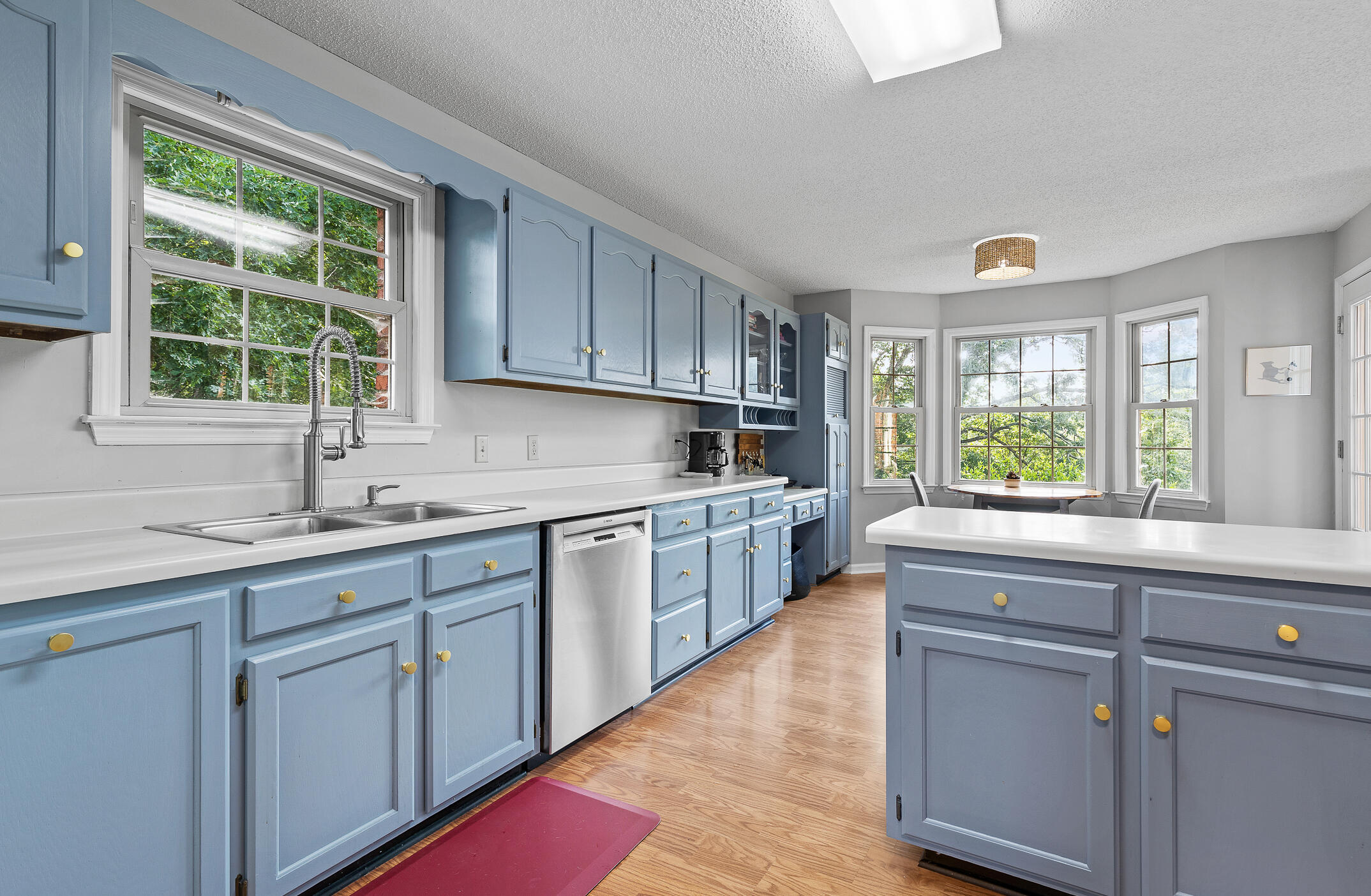 5424 Woody Trail
