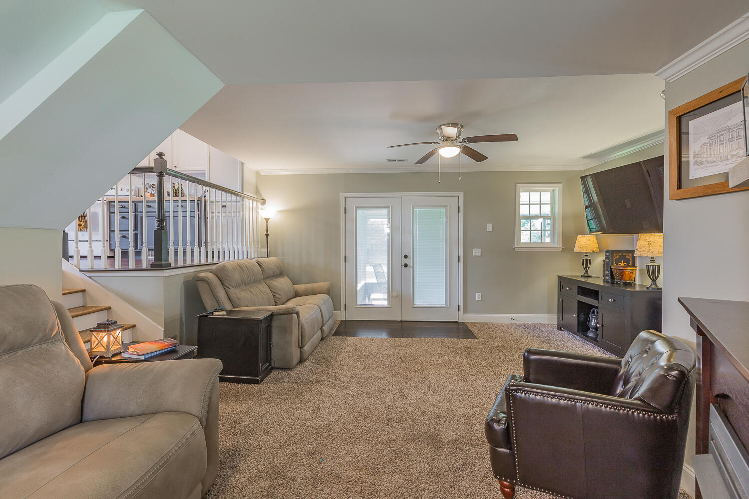 2035 W Lake Drive, 90