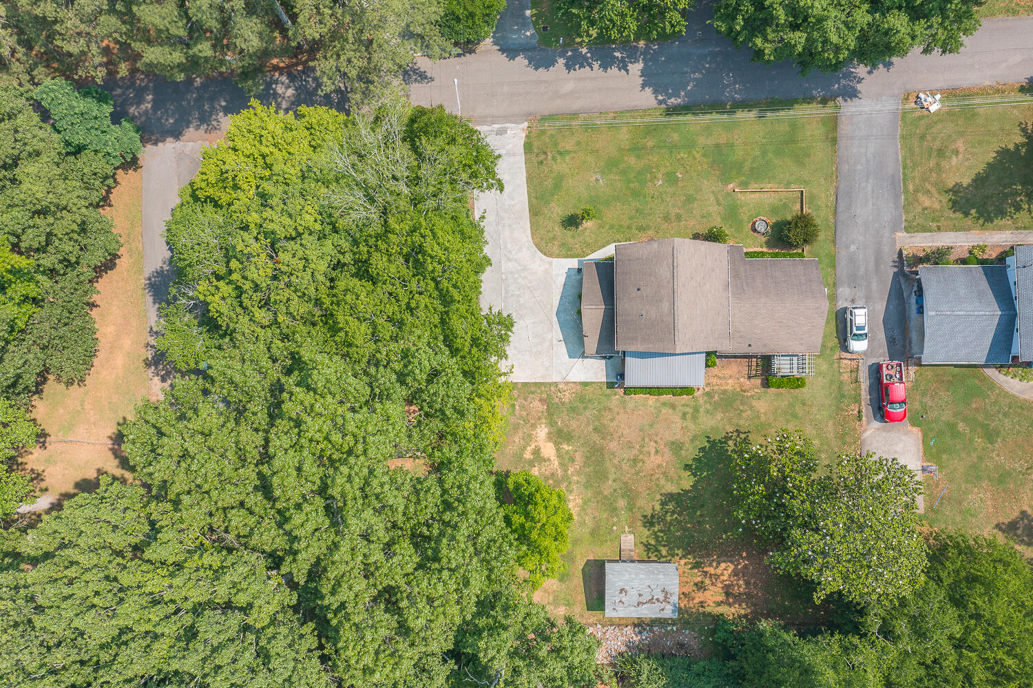 2035 W Lake Drive, 90