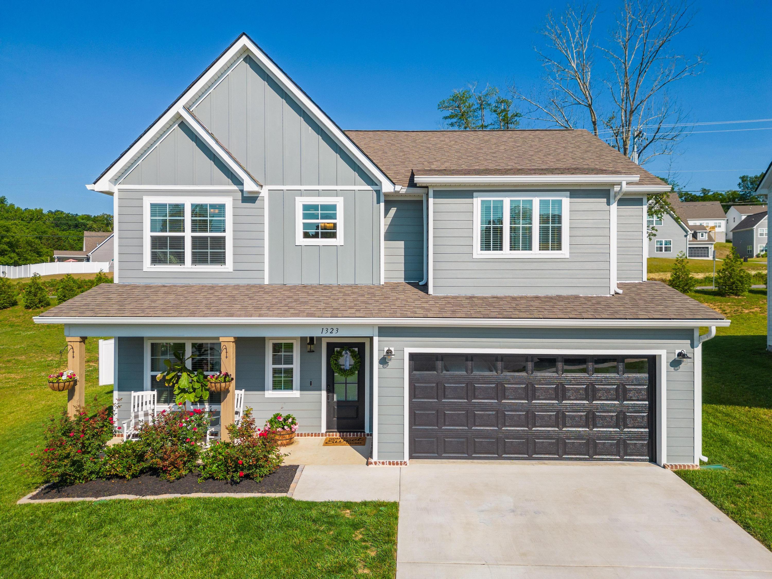 1323 Neyland Circle