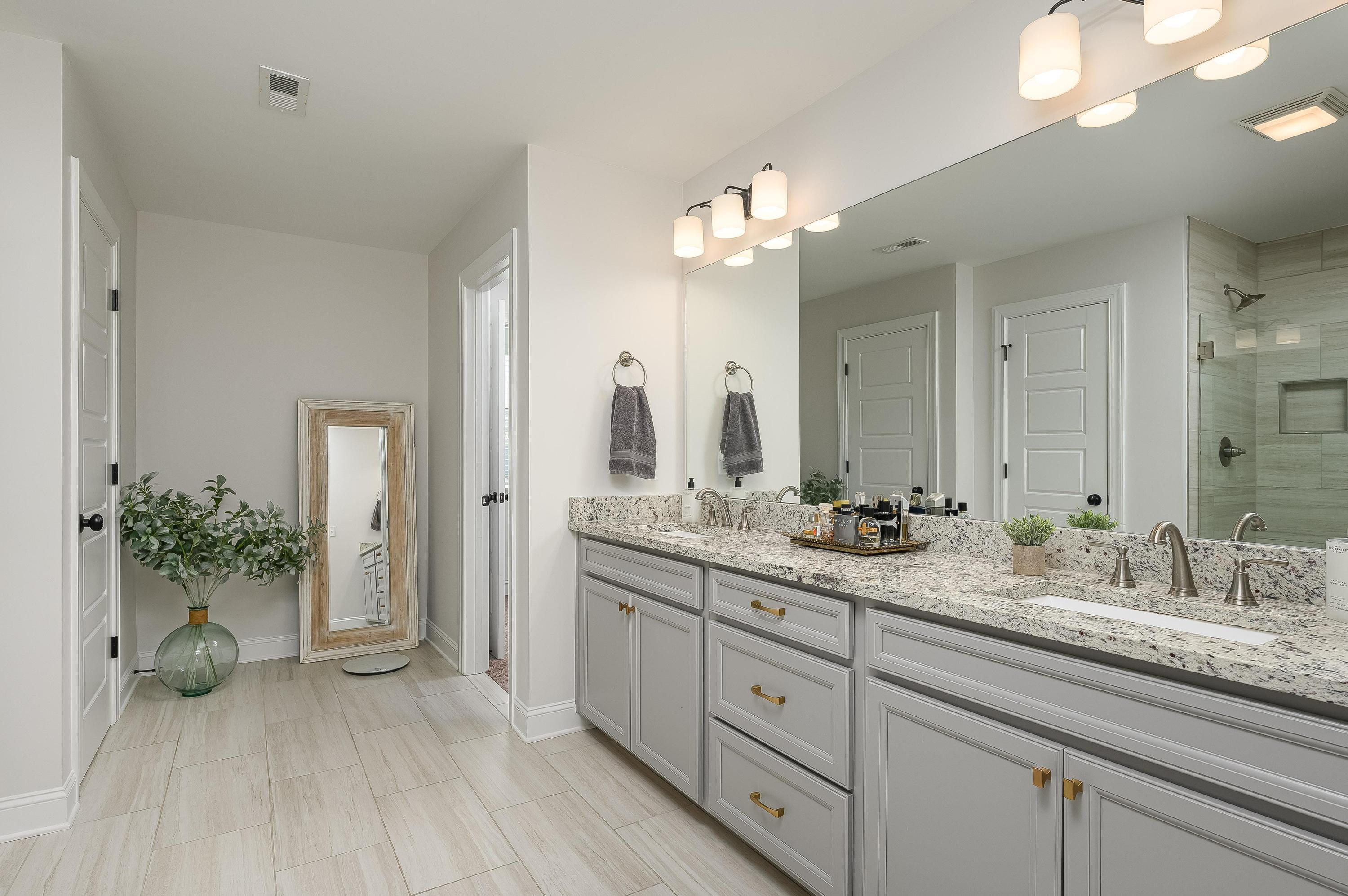 1323 Neyland Circle