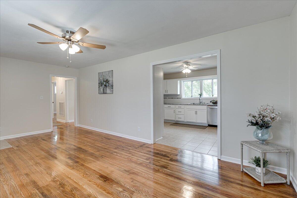 1303 E Sherry Drive