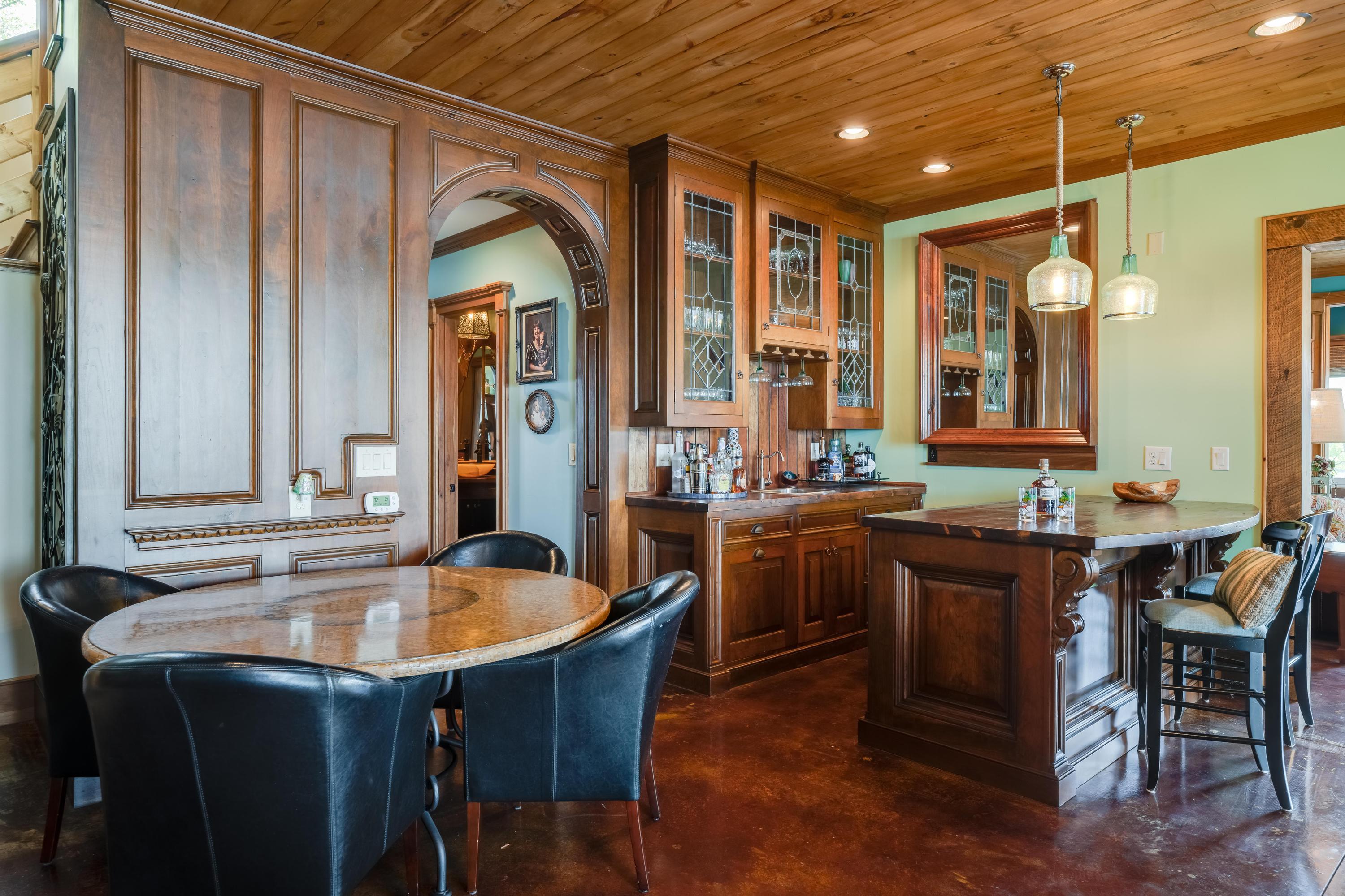 595 Waterfront Way