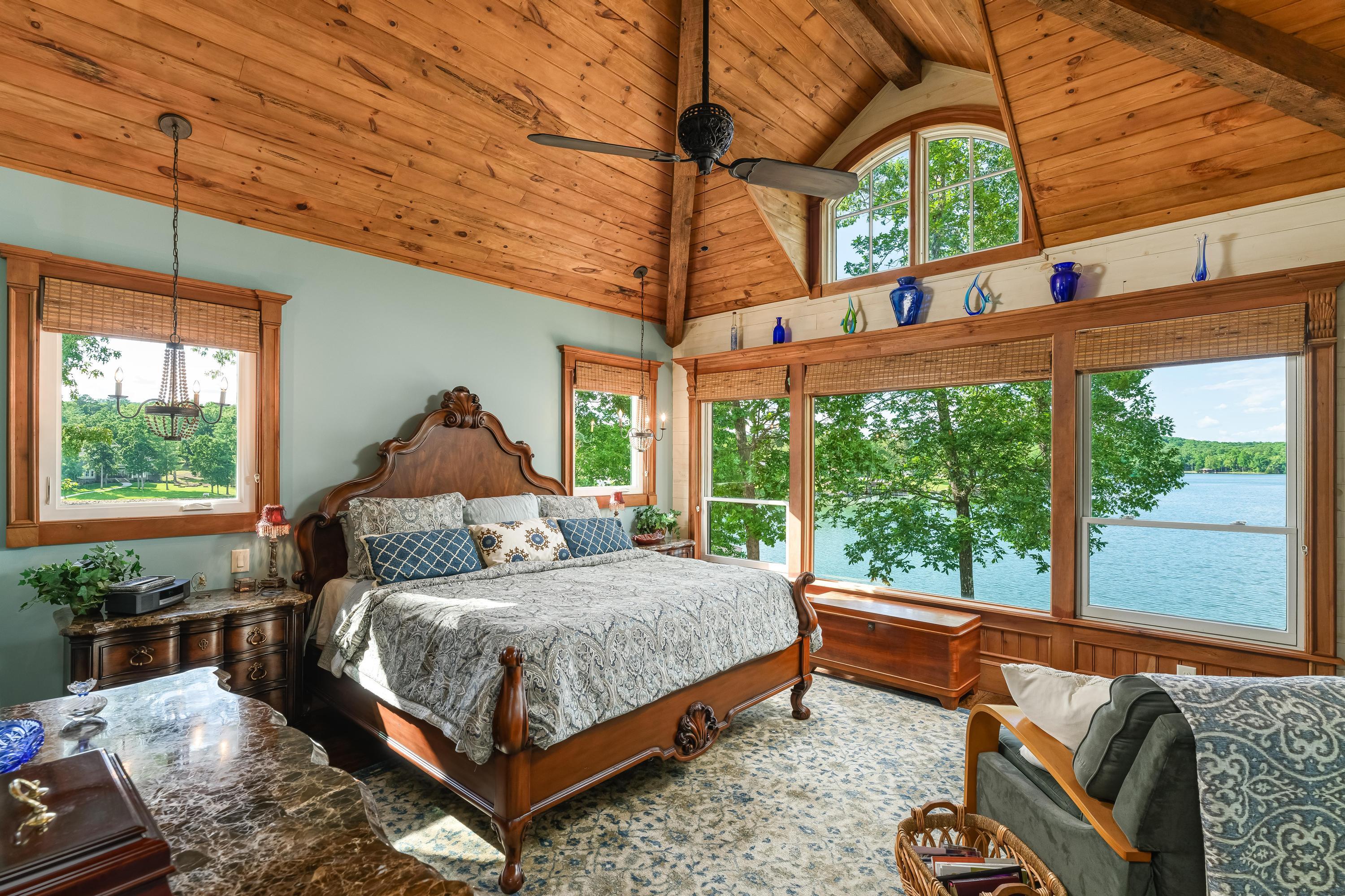 595 Waterfront Way