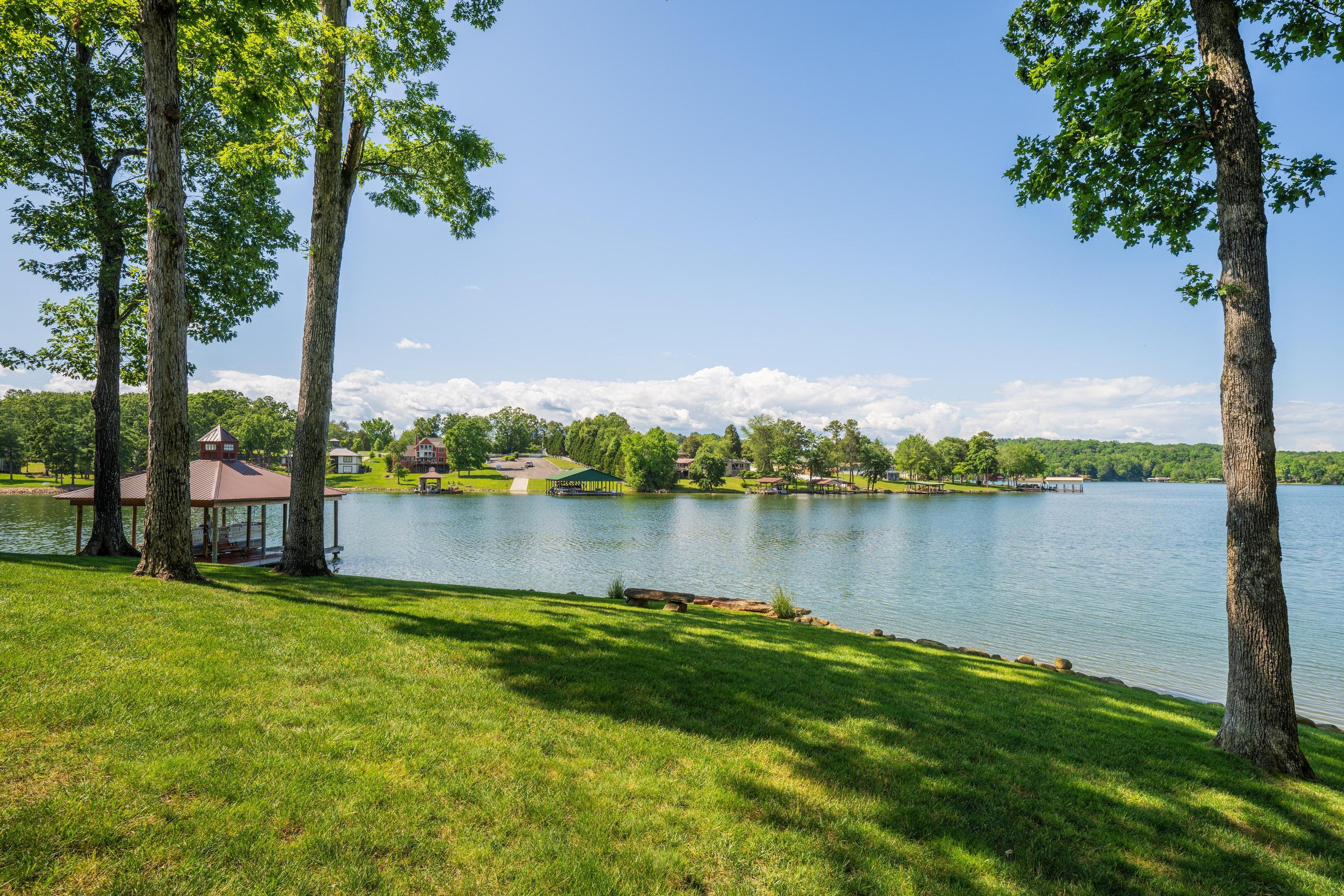595 Waterfront Way