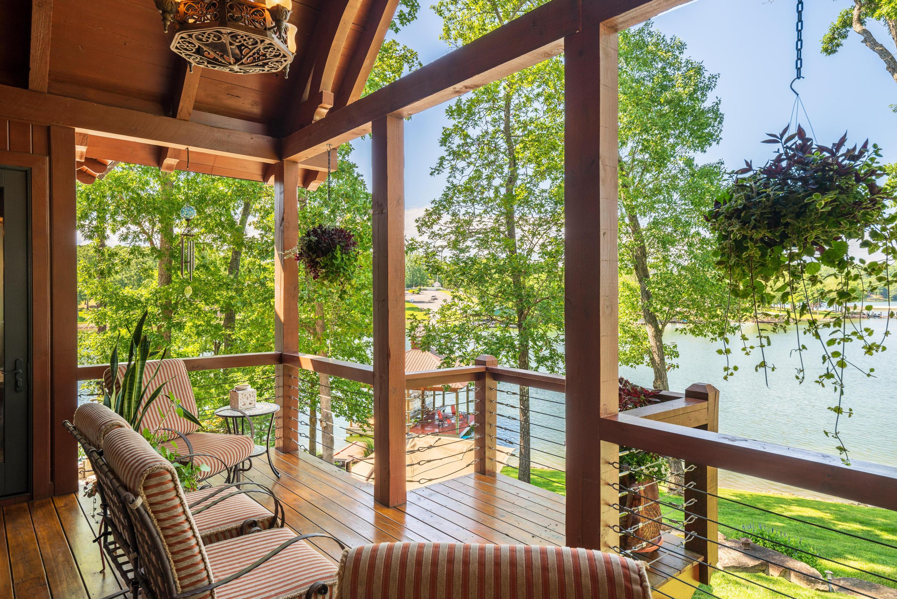 595 Waterfront Way