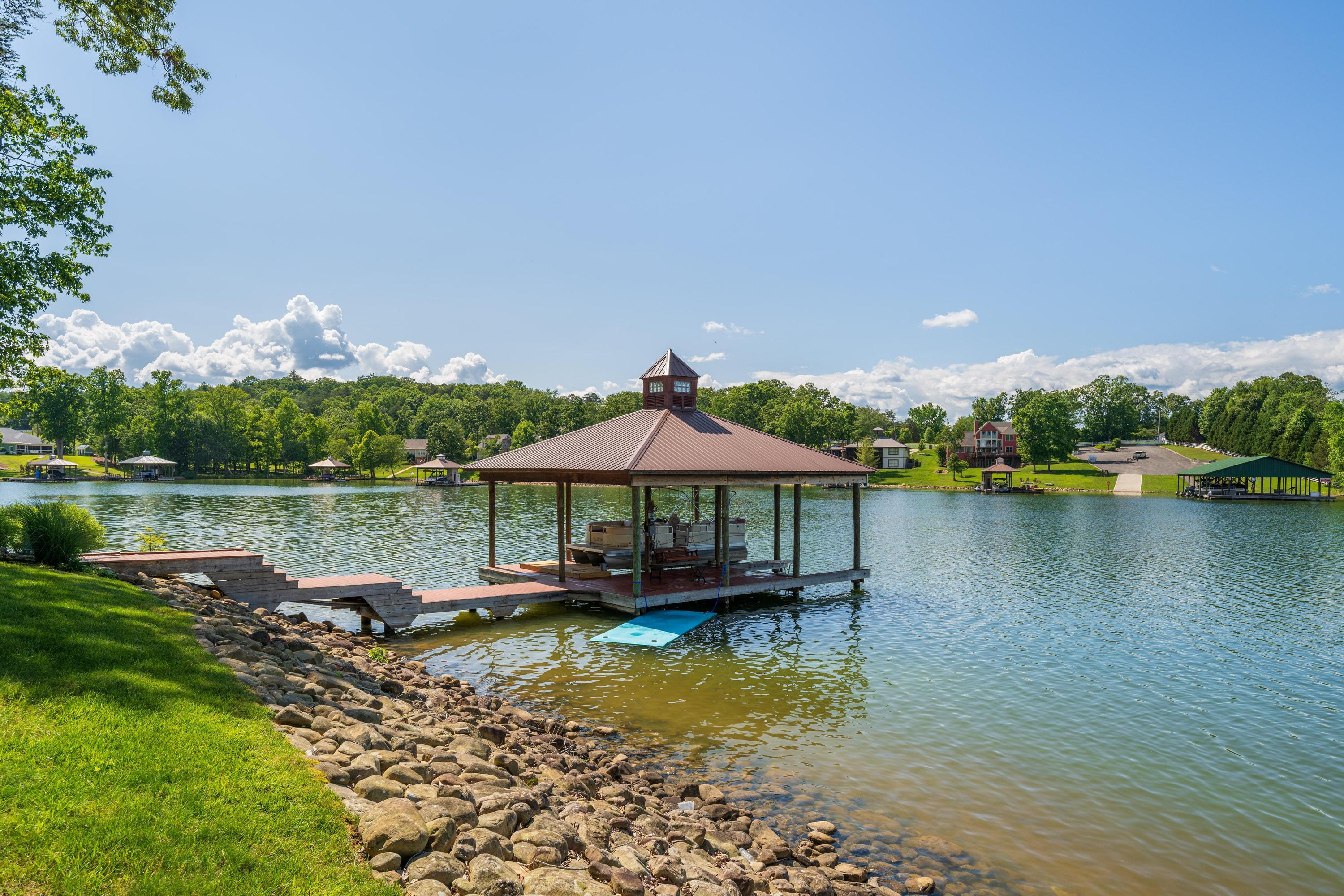 595 Waterfront Way