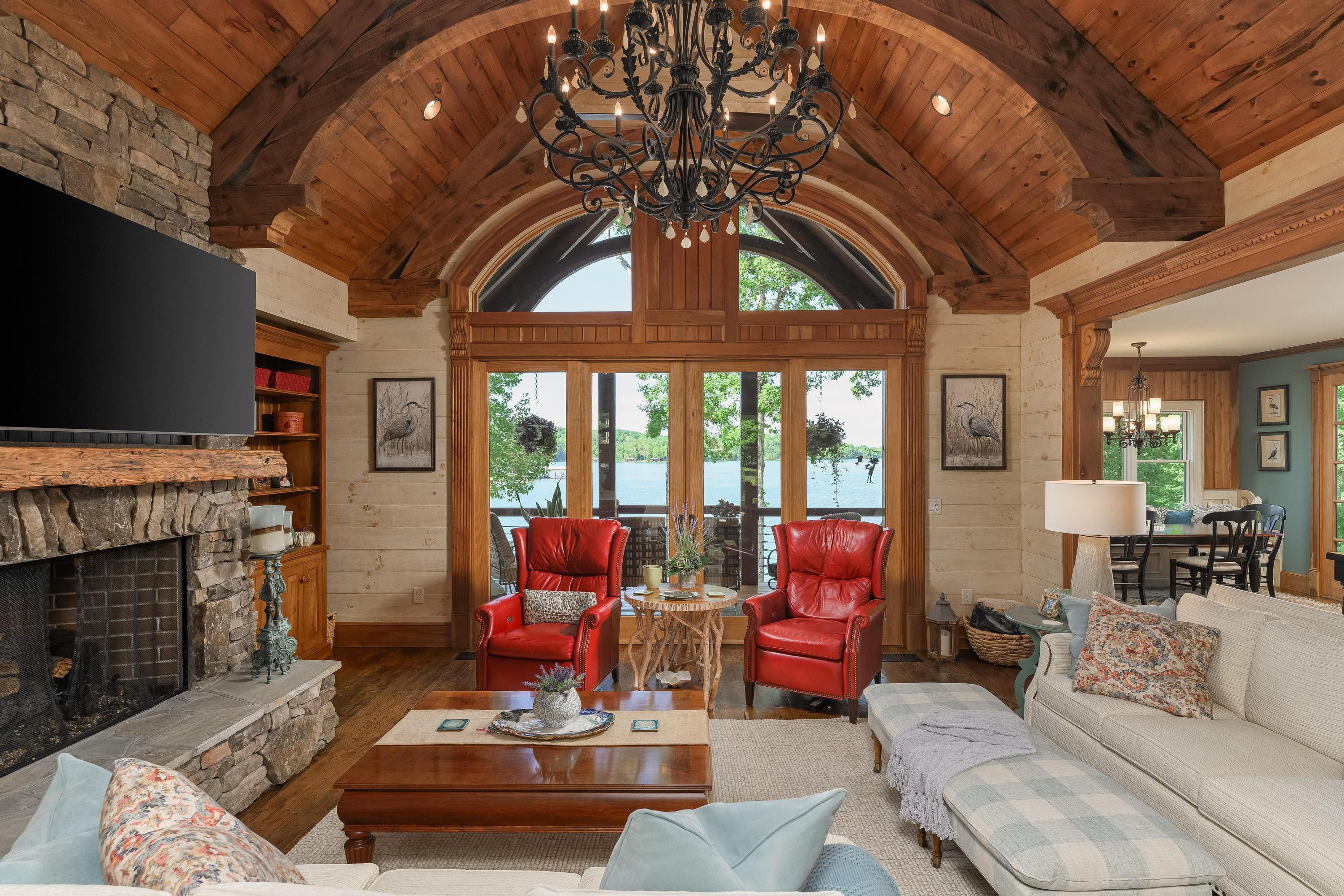 595 Waterfront Way
