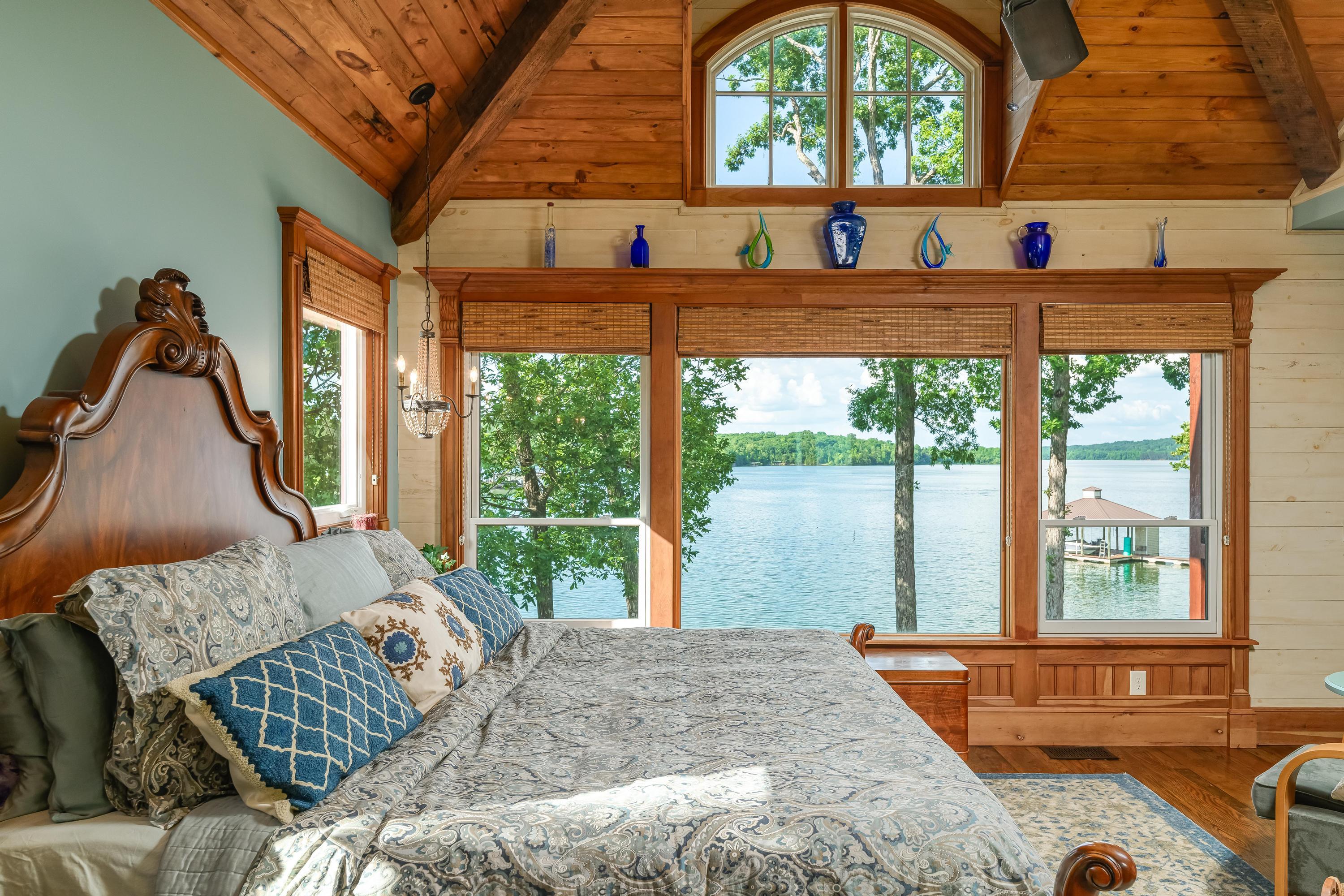 595 Waterfront Way