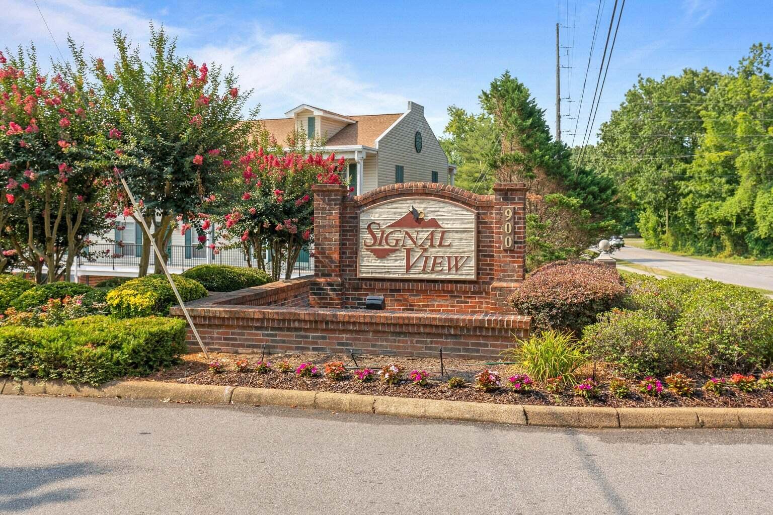 900 Mountain Creek Road, U436