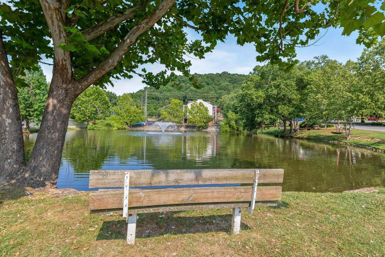 900 Mountain Creek Road, U436
