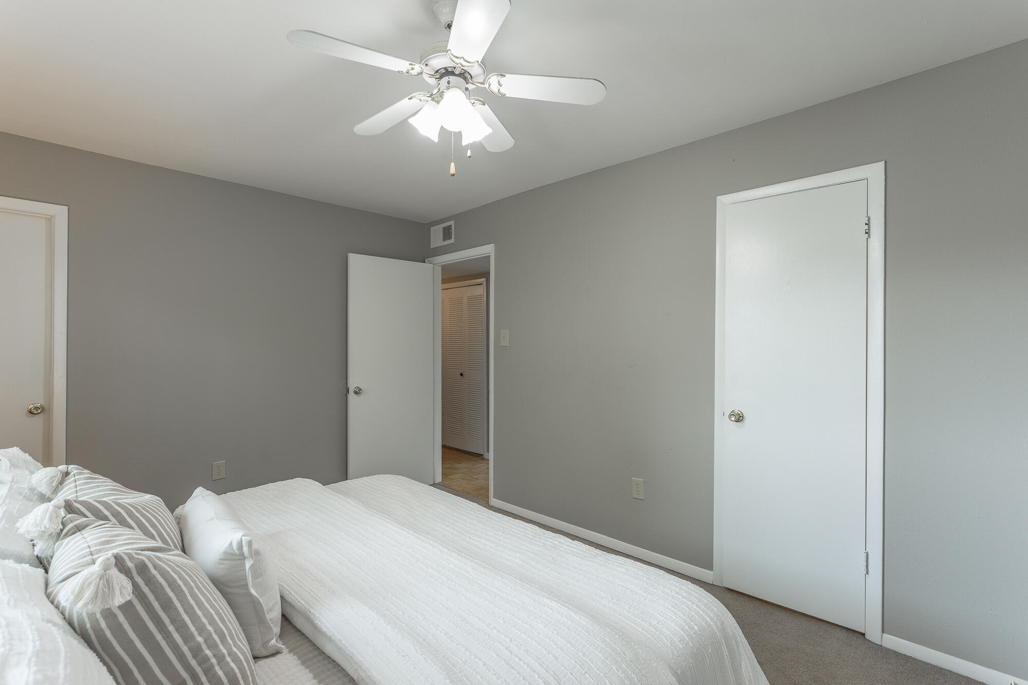 900 Mountain Creek Road, U436